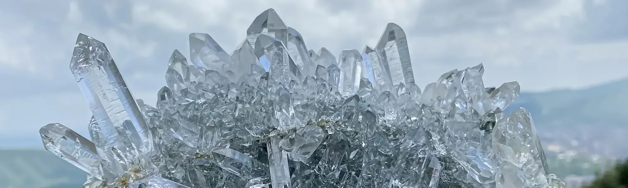 Green Chlorite Crystals: Natural Healing Collection and Jewelry - Himalya Quartz