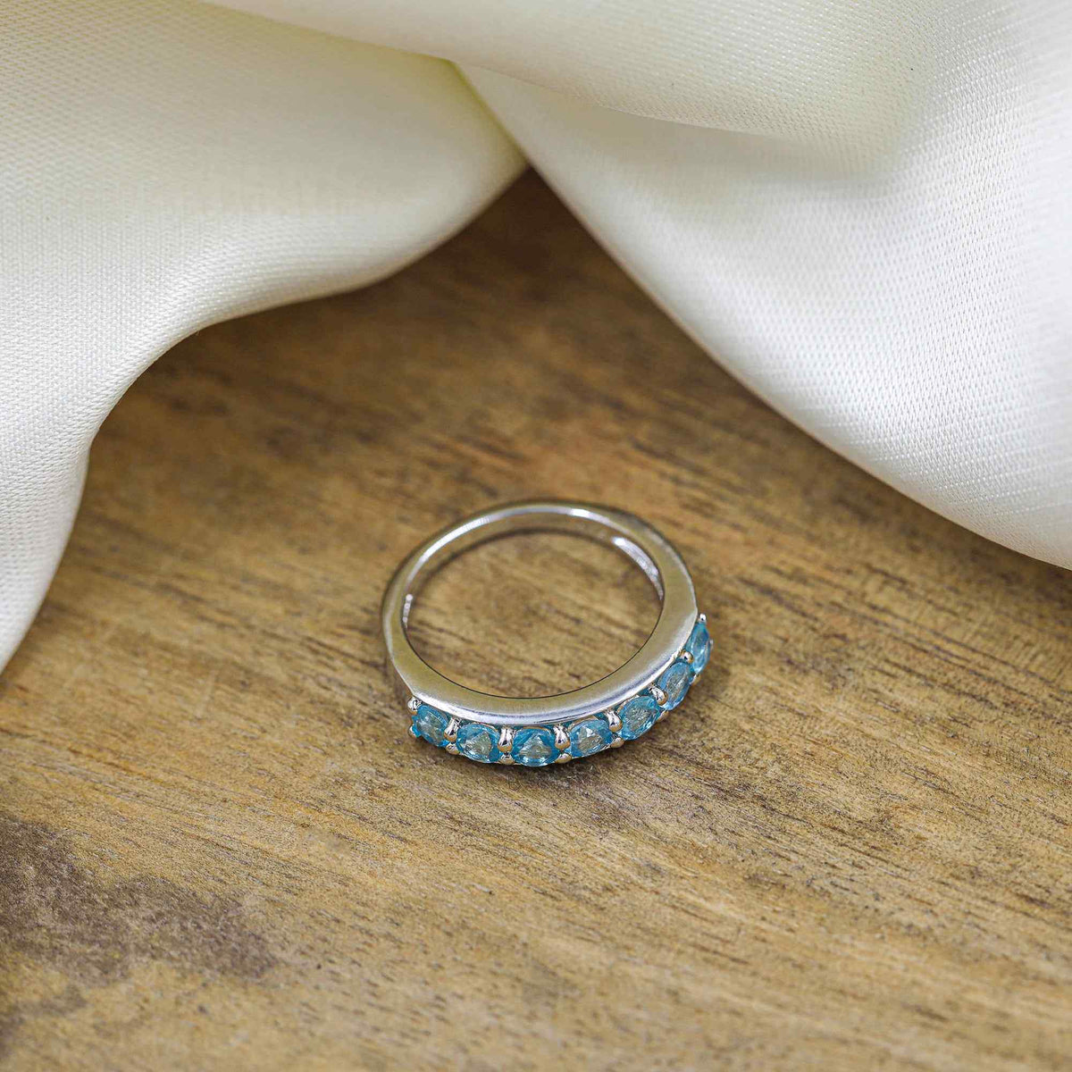 Blue Apatite Round Cut 3mm Ring in 925 Sterling Silver