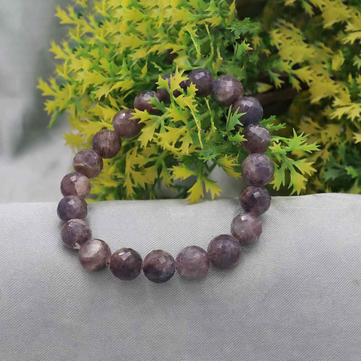Bloodshot Iolite Large Faceted Round Bead Bracelet Natural Gemstone 121 Ct
