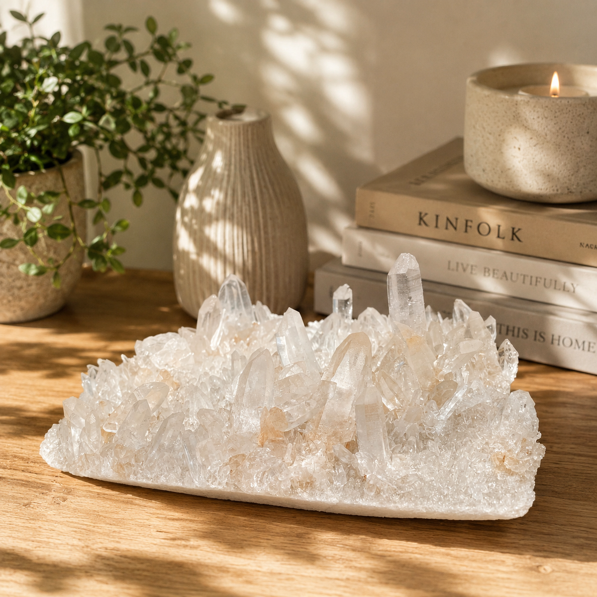 Přírodní himálajský bílý a růžový křemenný shluk 785 g – WHQ-286