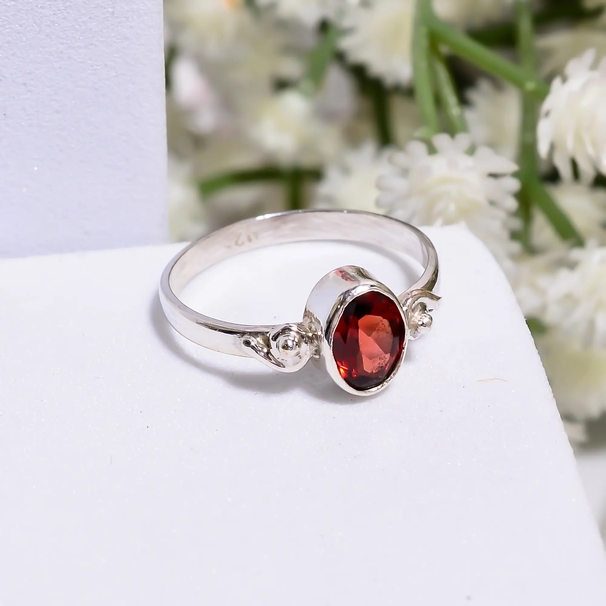 Red Garnet Gemstone Ring Birthstone Promise Ring – 925 Silver Sterling Ring