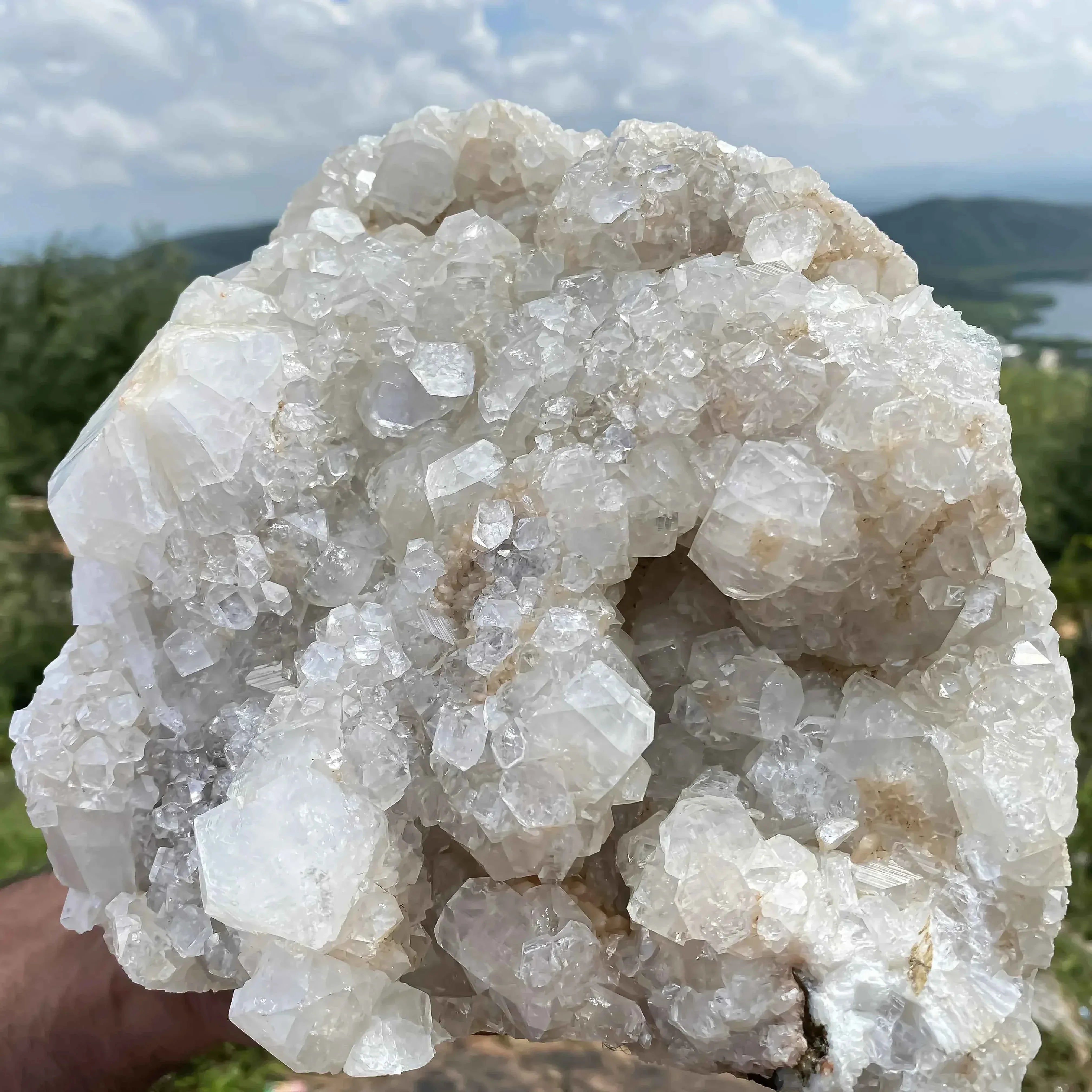 Natural White Apophyllite Crystal 3770gm for Healing and Meditation Zeolite