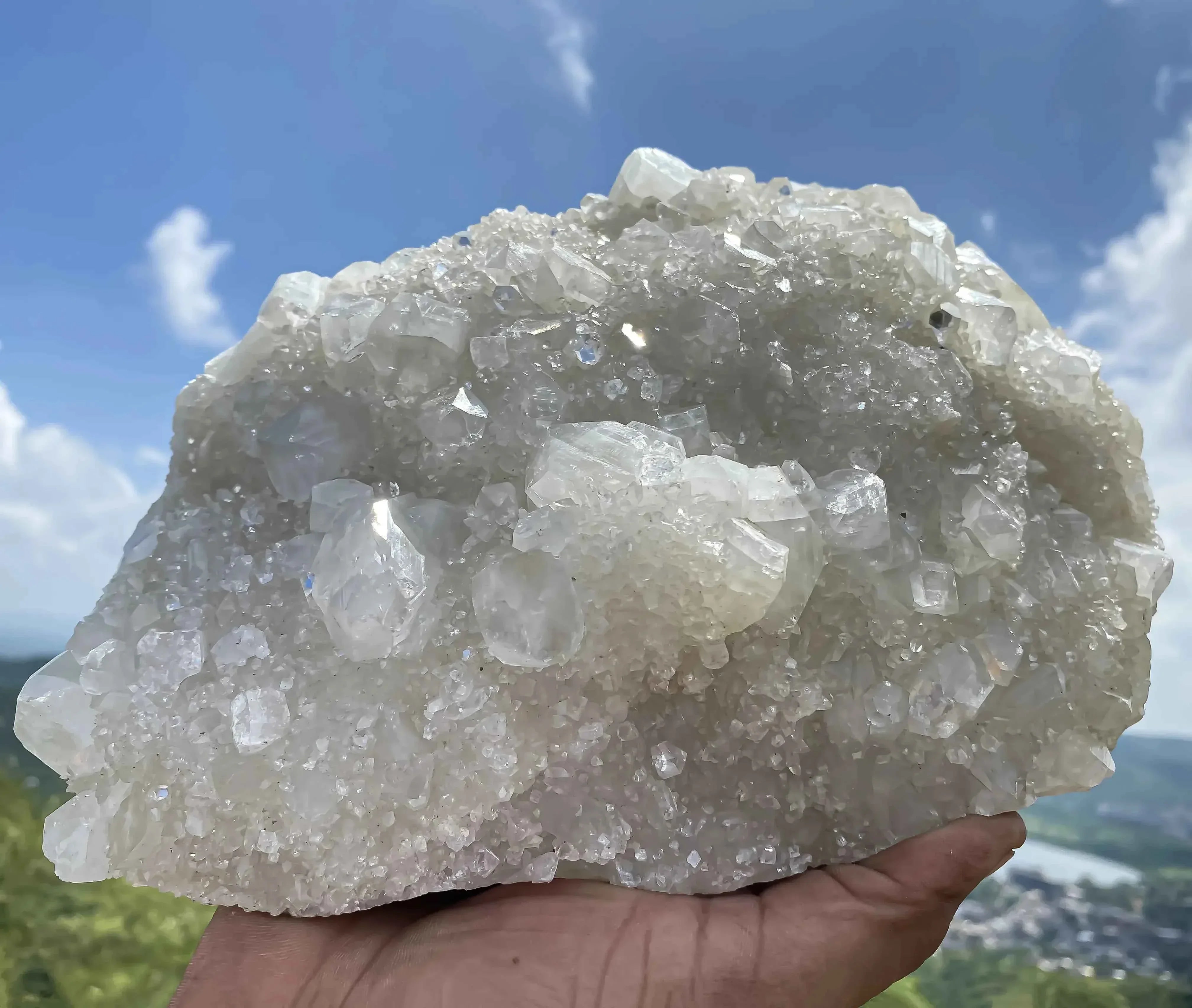 Natural White Apophyllite Crystal 3965g - Healing Gemstone for Energy Alignment Zeolite
