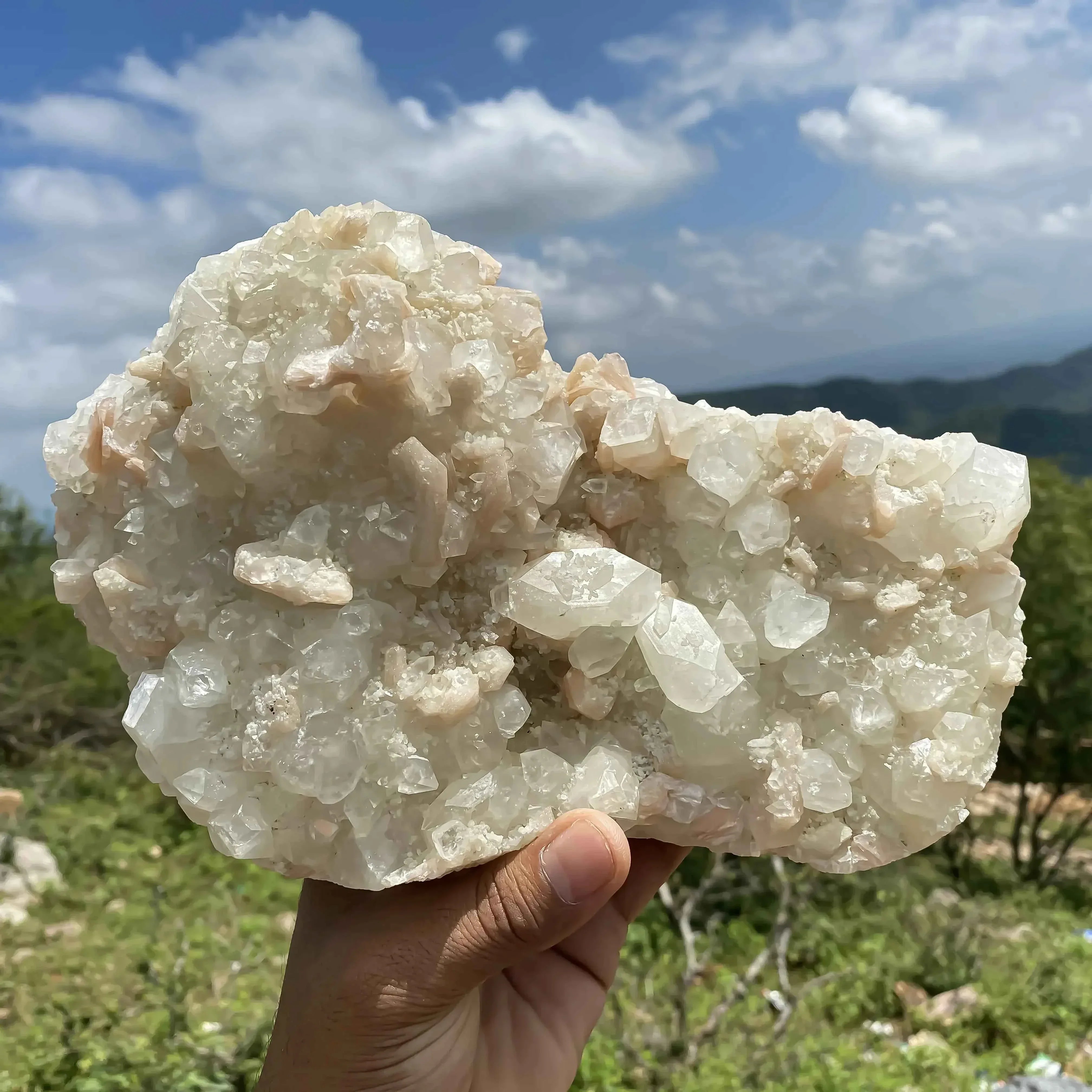 Stilbite Apophyllite Healing Crystal 2875g for Energy and Balance Zeolite