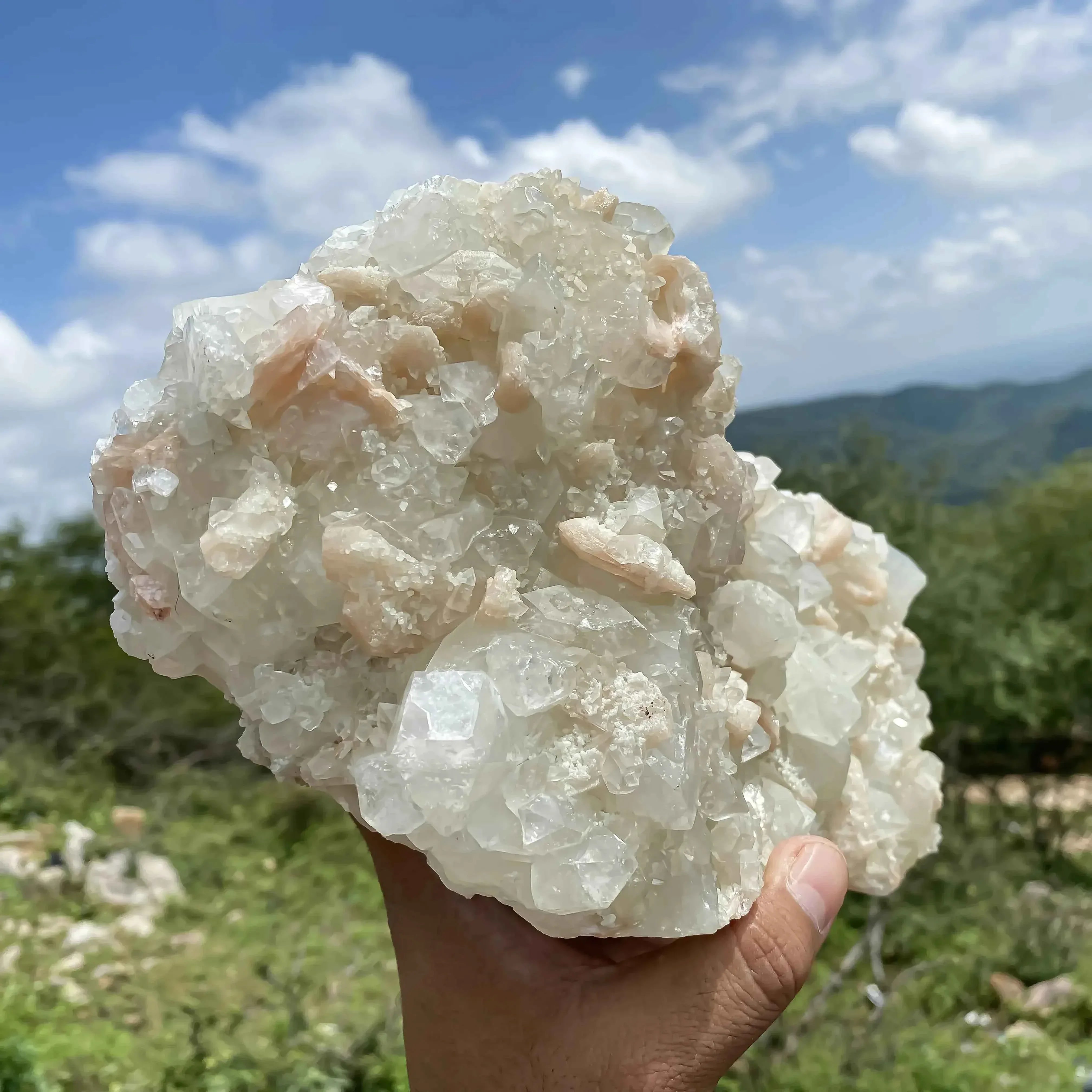 Stilbite Apophyllite Healing Crystal 2875g for Energy and Balance Zeolite