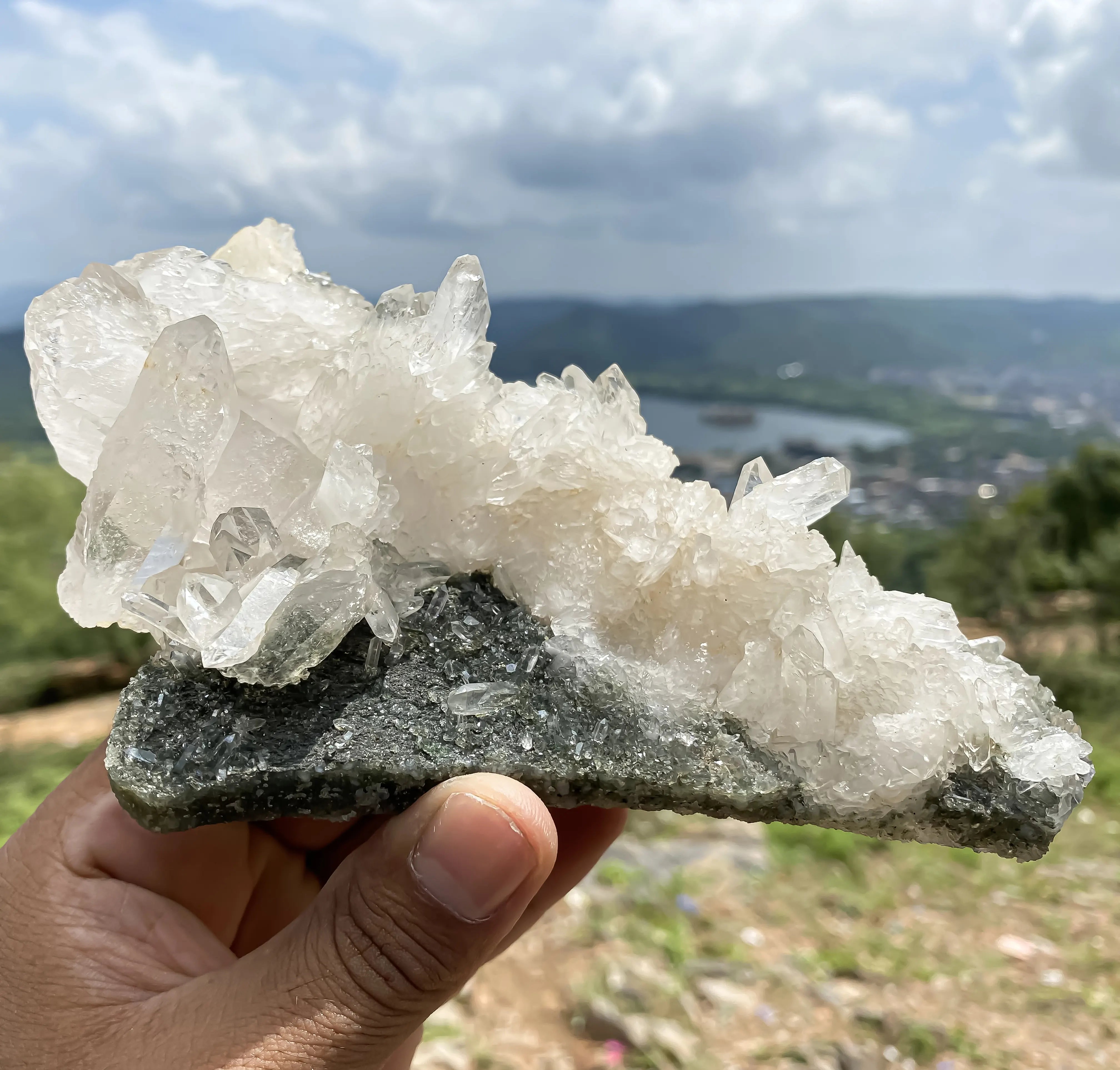 Natural Himalayan Green Chlorite Quartz Cluster – 635gm Raw Healing Crystal