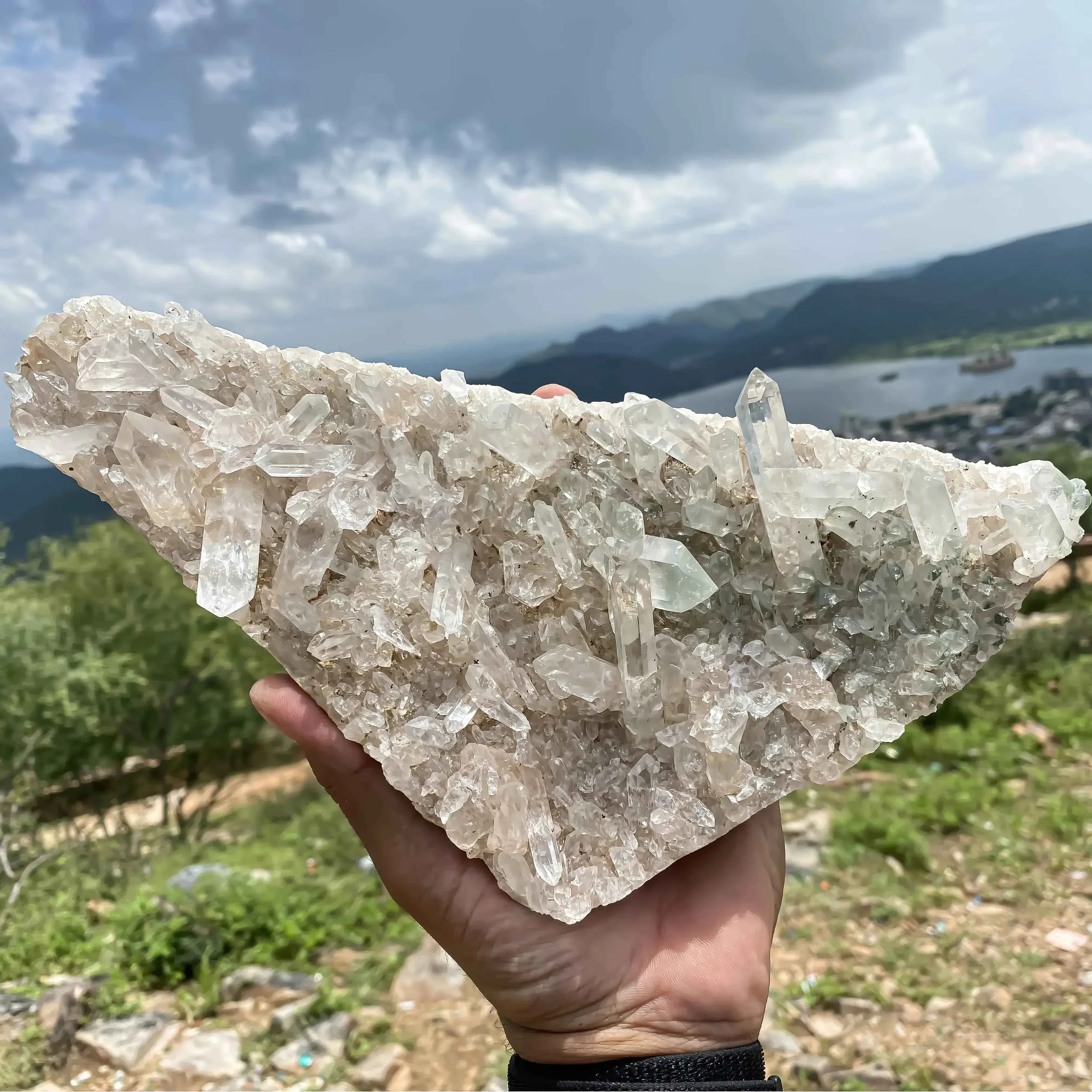 Natural Himalayan Pink Quartz Cluster - 1895g Raw Crystal Points for Healing Energy Himalayan Quartz
