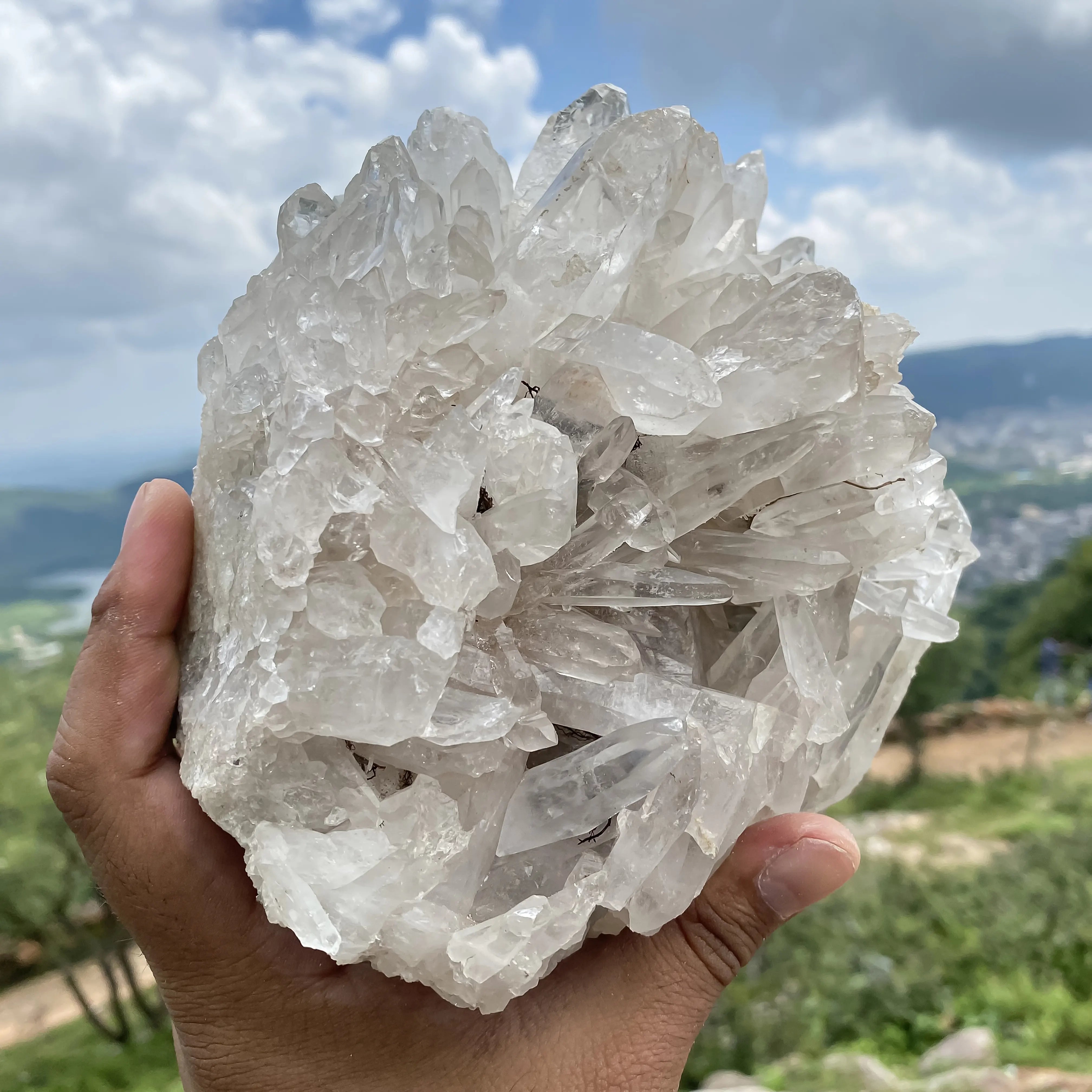 Pure Himalayan White Quartz Cluster for Healing 3300 g