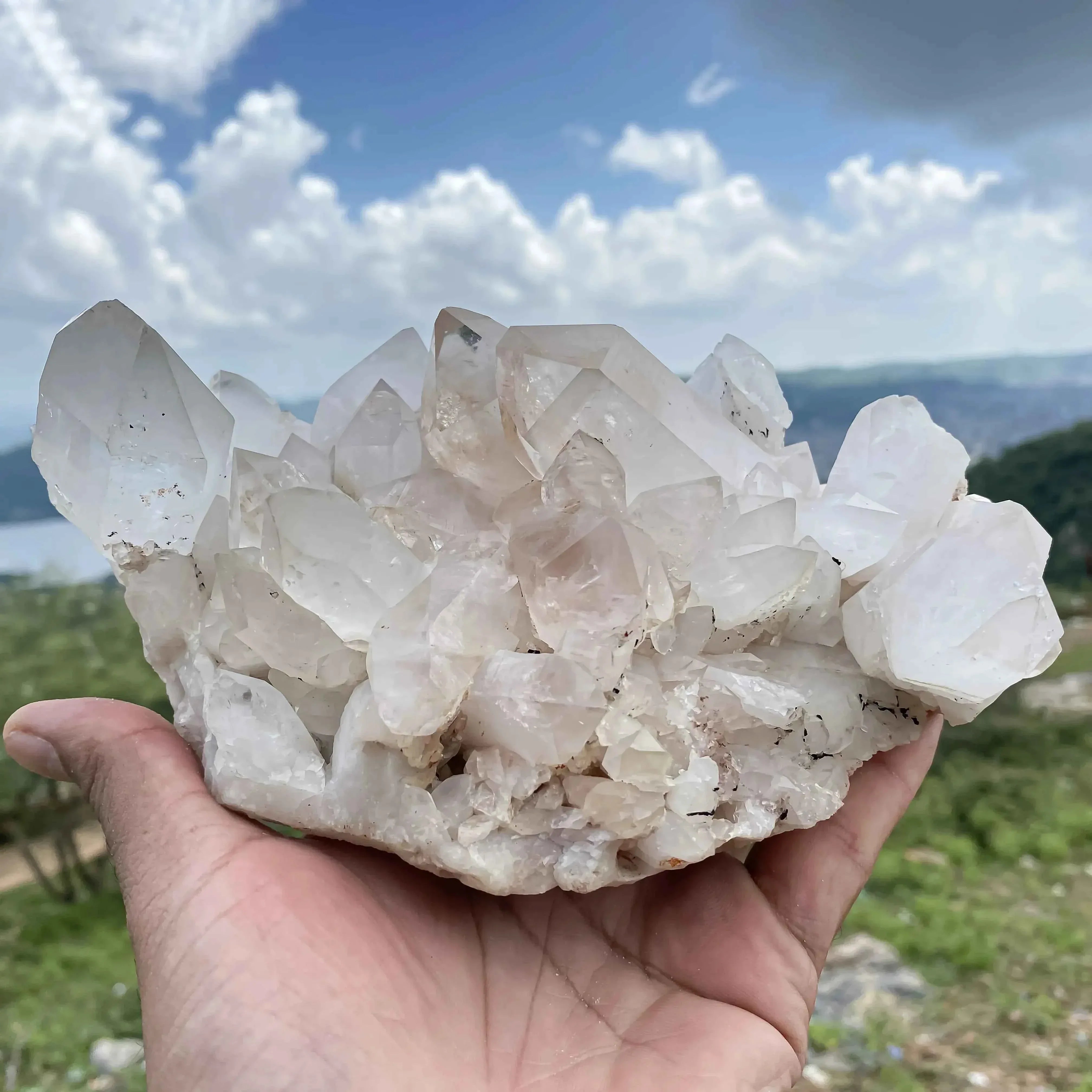 Natural Himalayan White Quartz Cluster 1660g Healing Crystal for Energy and Spiritual Wellness Himalayan Quartz