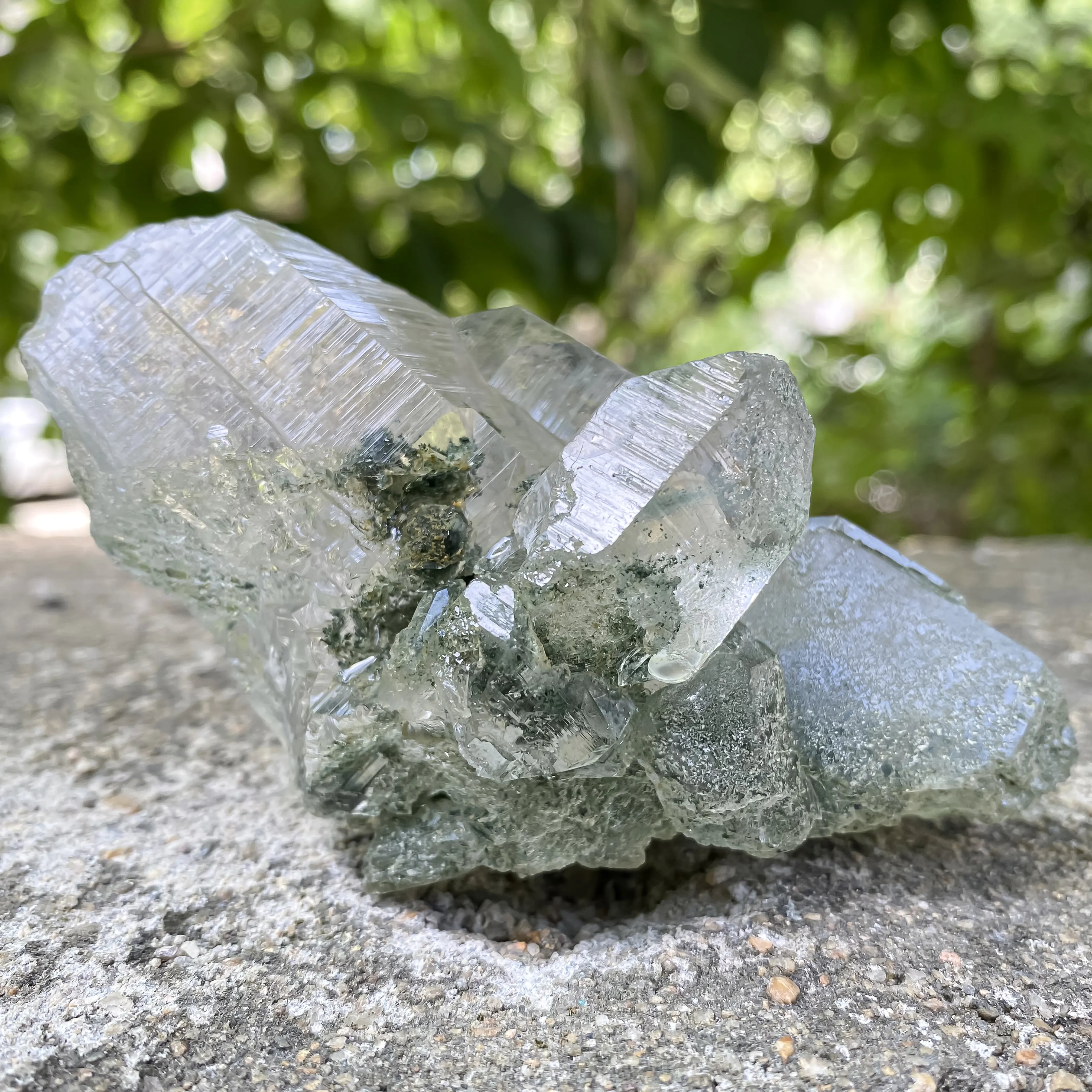 Large Natural Himalayan White Quartz Cluster 1400g Master Healer