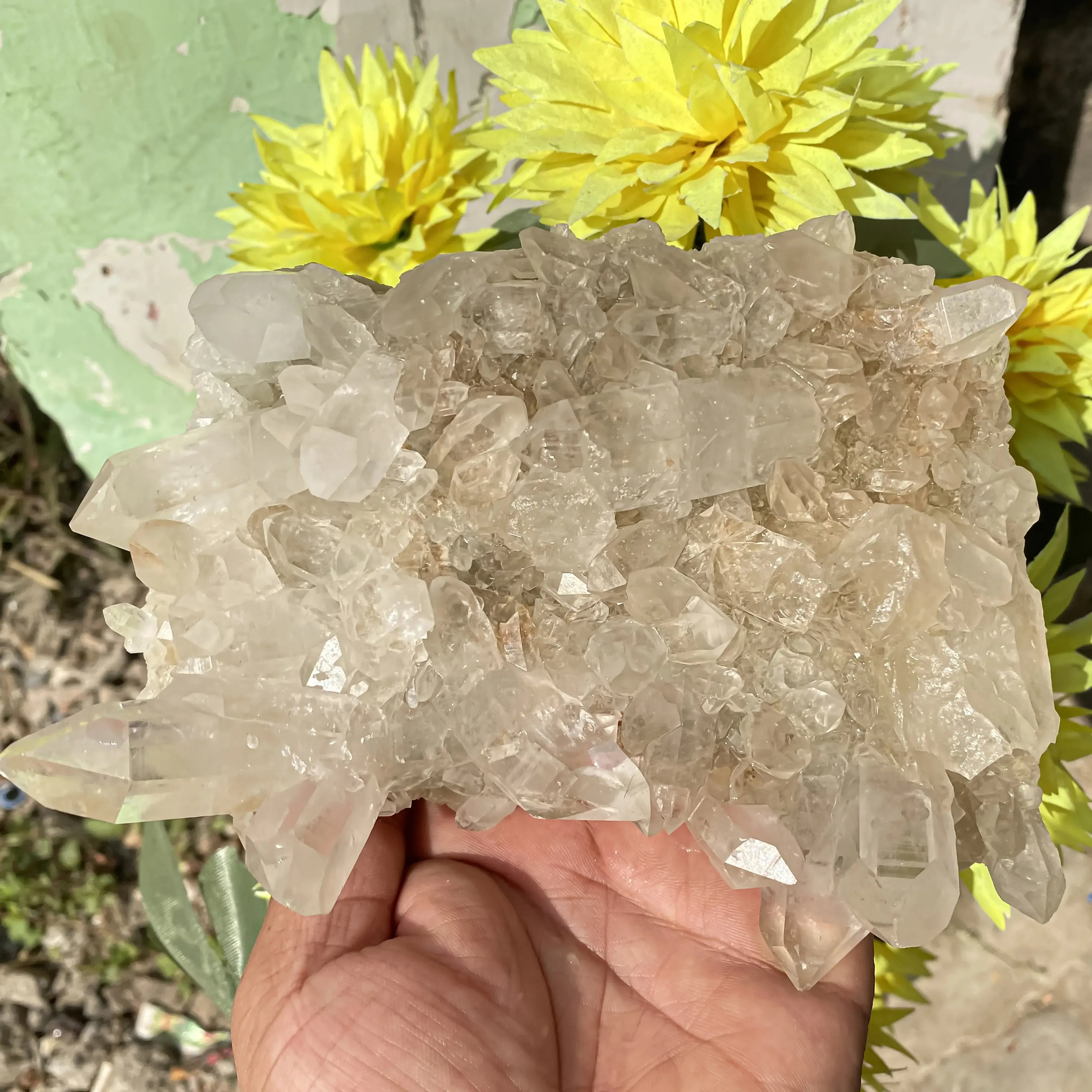 Natural White Quartz Cluster 1115g Himalayan Quartz