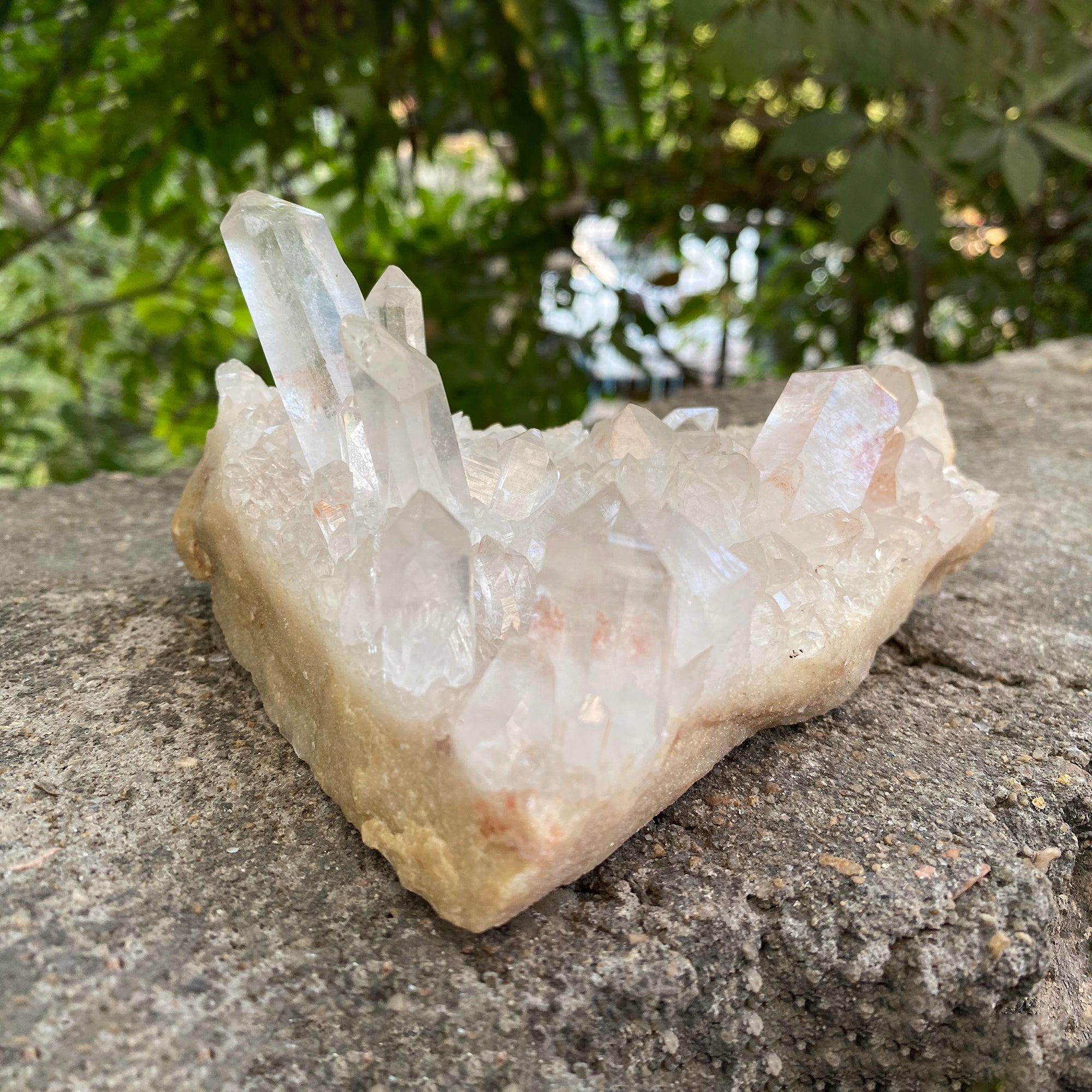 Natural Himalayan White Quartz Cluster 960g Healing Crystal WHQ-1008