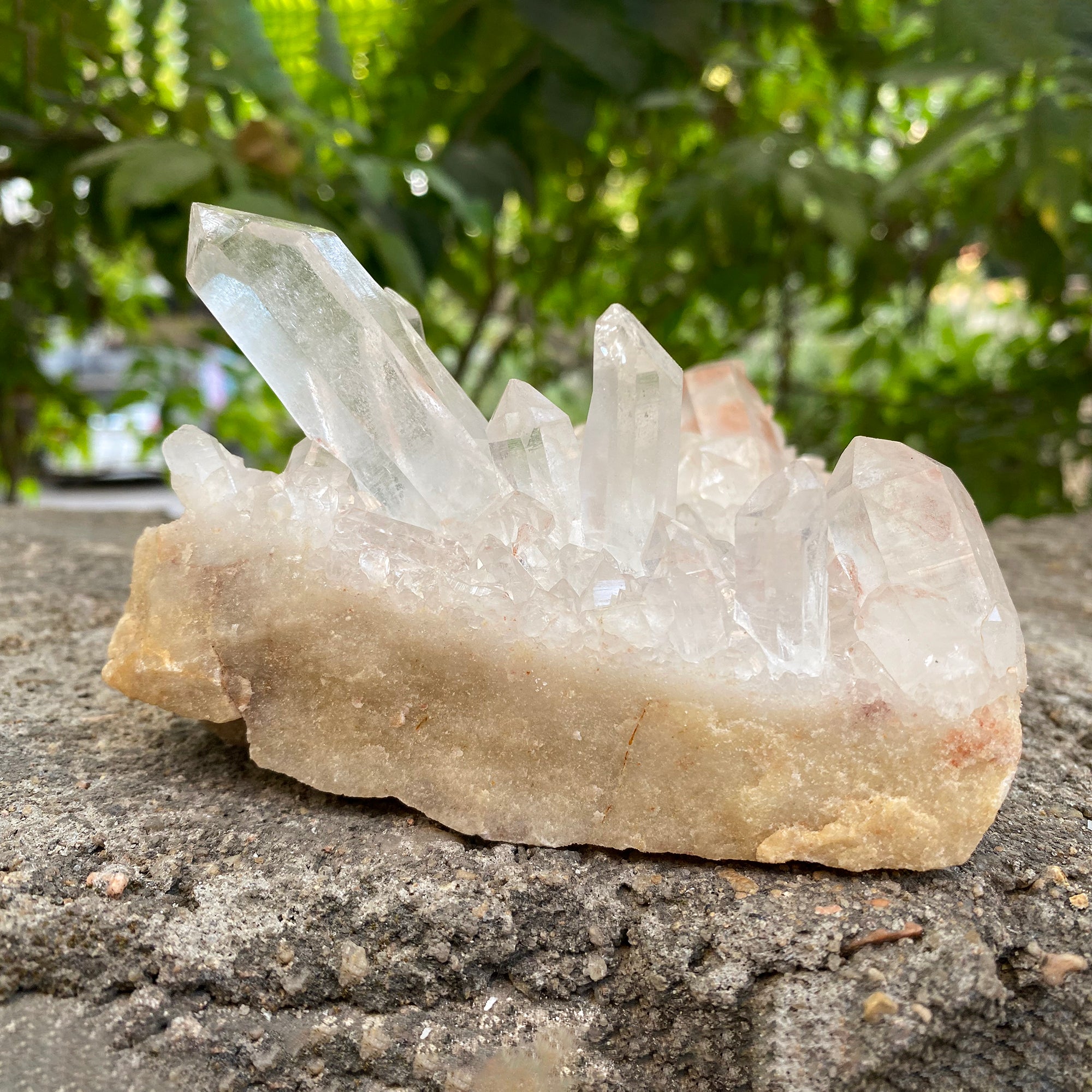 Natural Himalayan White Quartz Cluster 960g Healing Crystal WHQ-1008