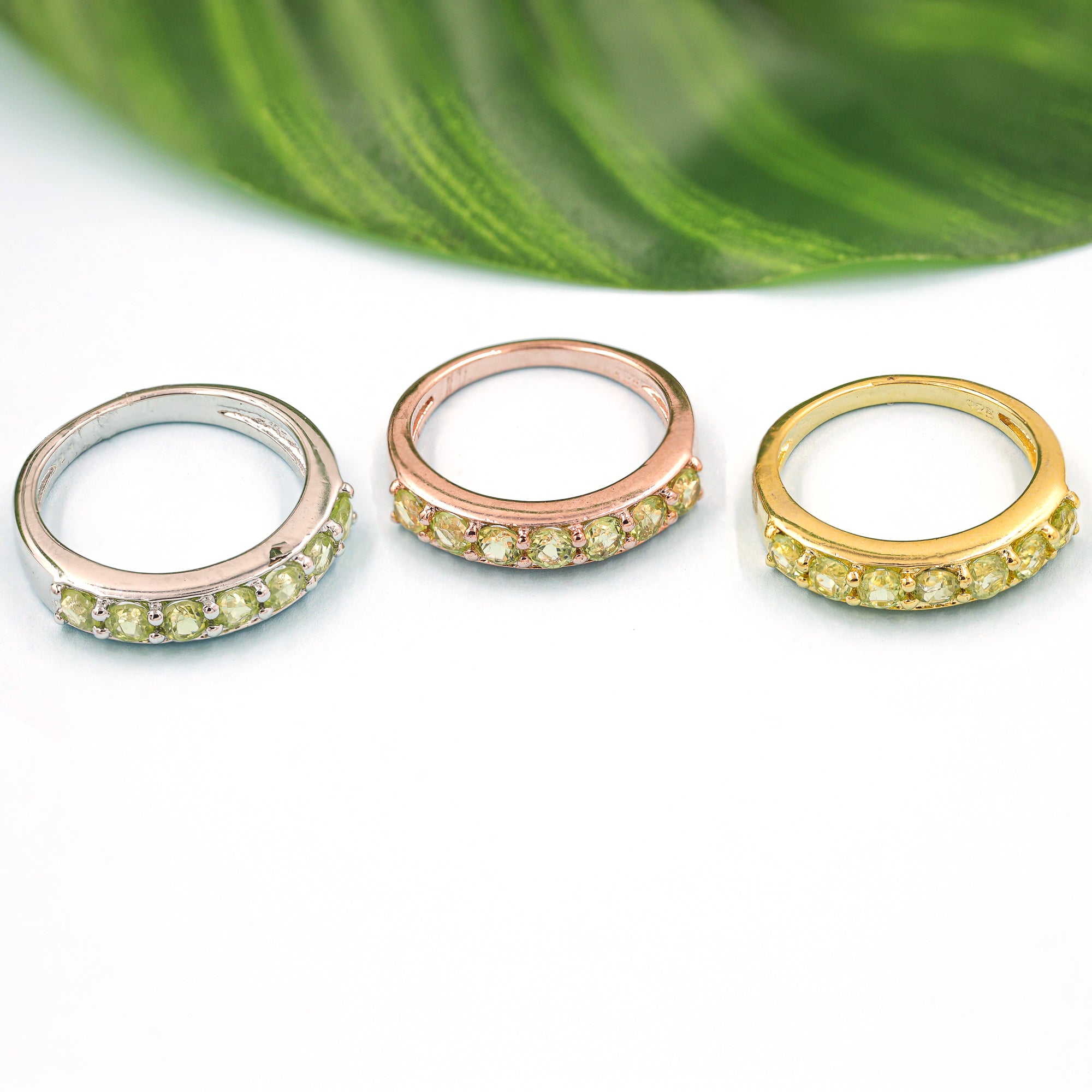 Natural Peridot Round-Cut 3mm 925 Sterling Silver Challa Ring