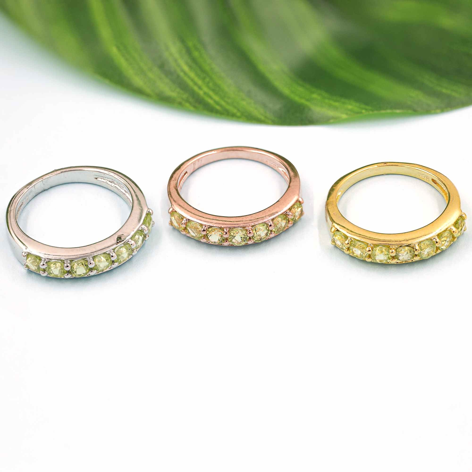 Natural Peridot Round-Cut 3mm 925 Sterling Silver Challa Ring