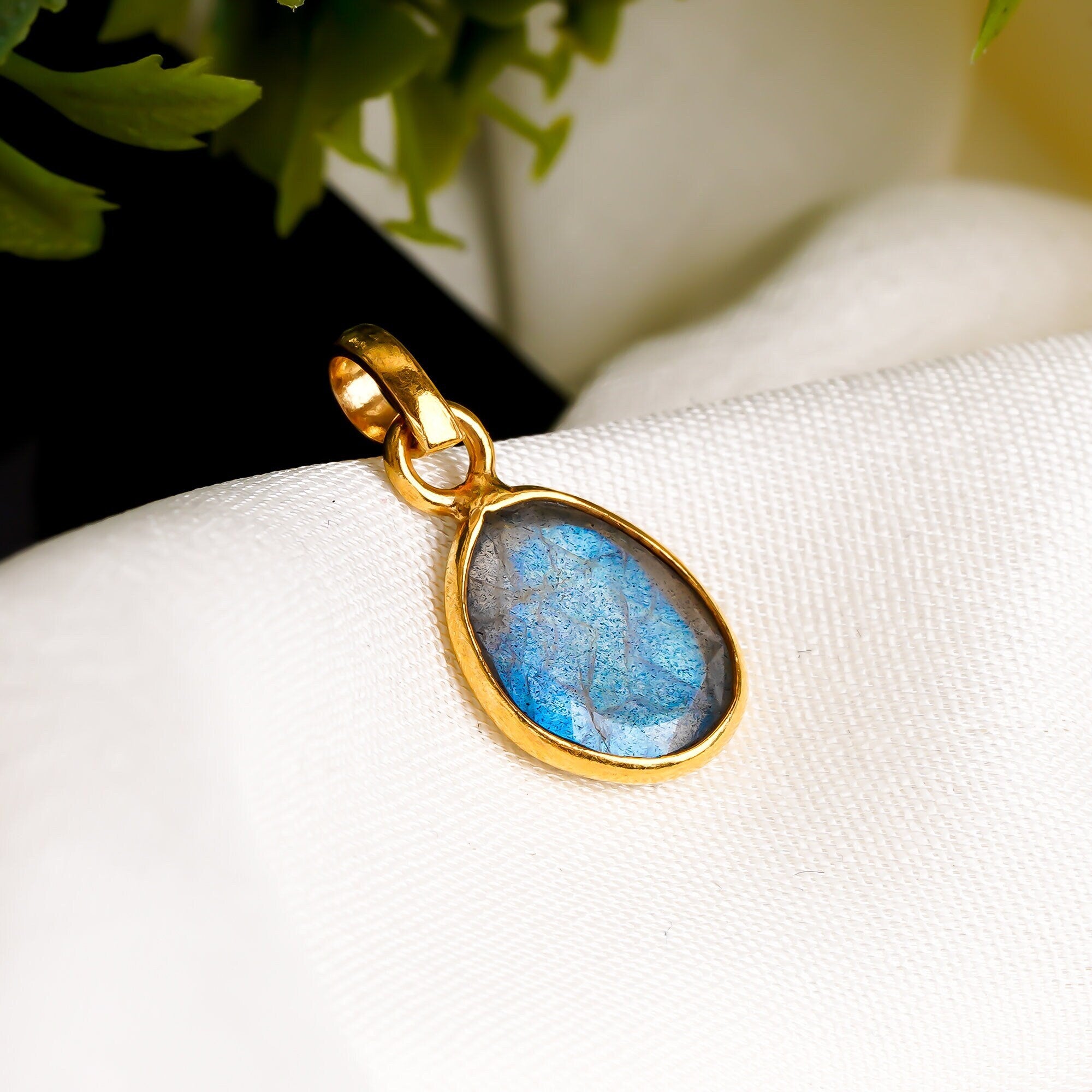 Natural Labradorite Pendant: 925 Sterling Silver Bezel, Rose Cut Gemstone