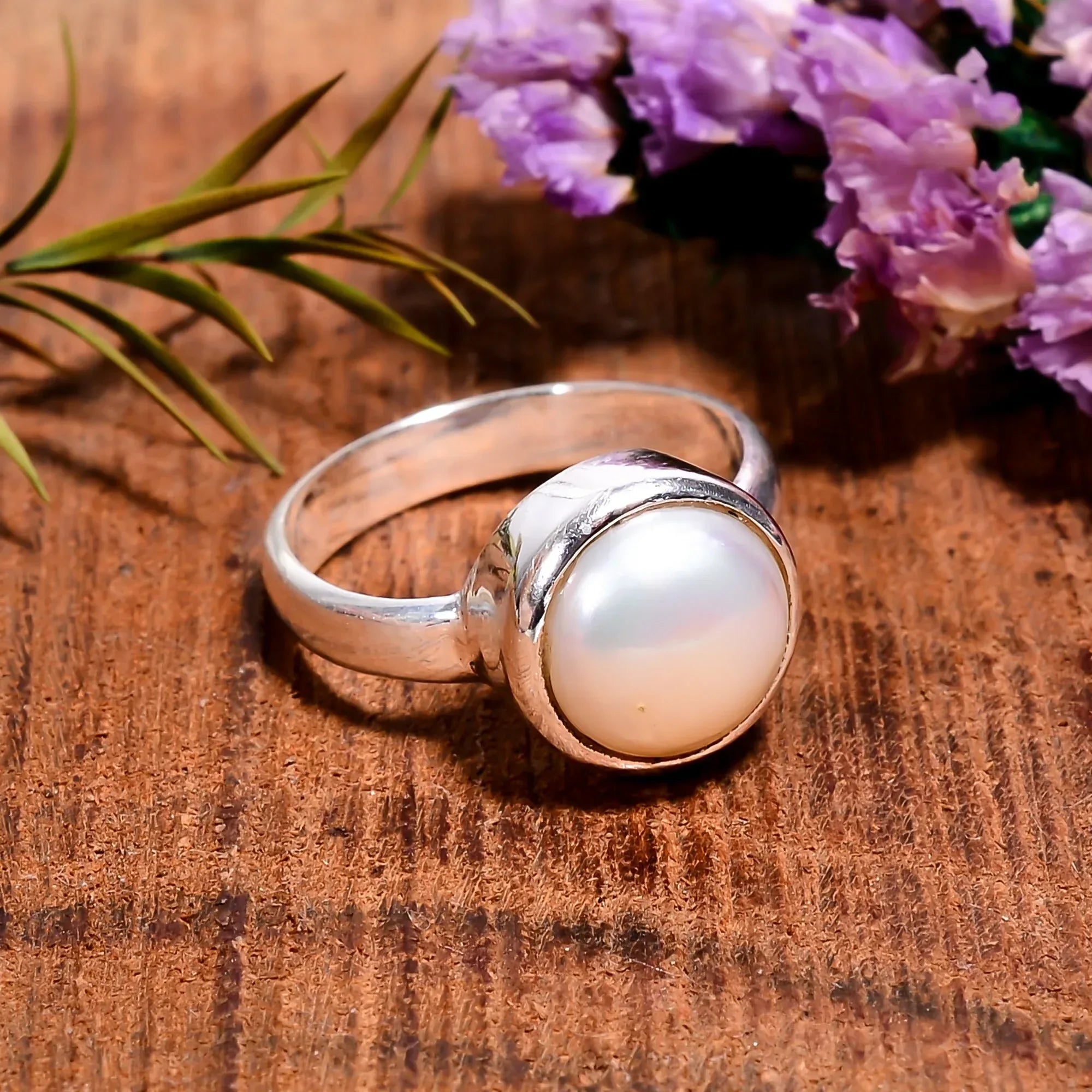 Pearl Statement Ring: 925 Sterling Silver, Round Cabochon