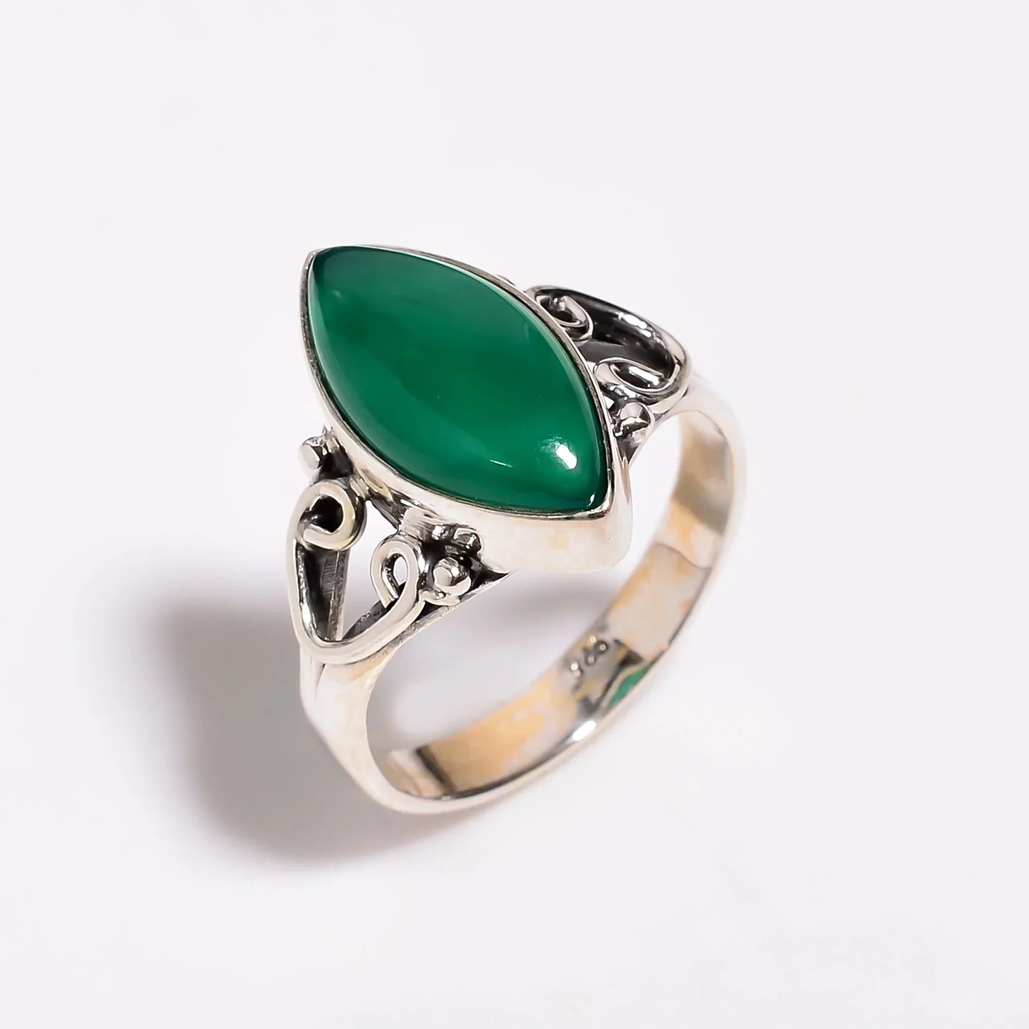 Green Onyx Ring: 925 Sterling Silver, Marquise Cabochon Gemstone