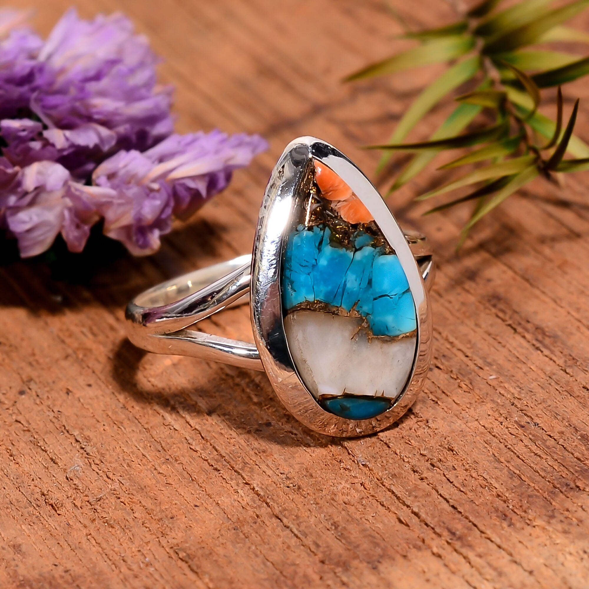 Sterling Silver Oyster Copper Turquoise Ring: Pear Cabochon Gemstone