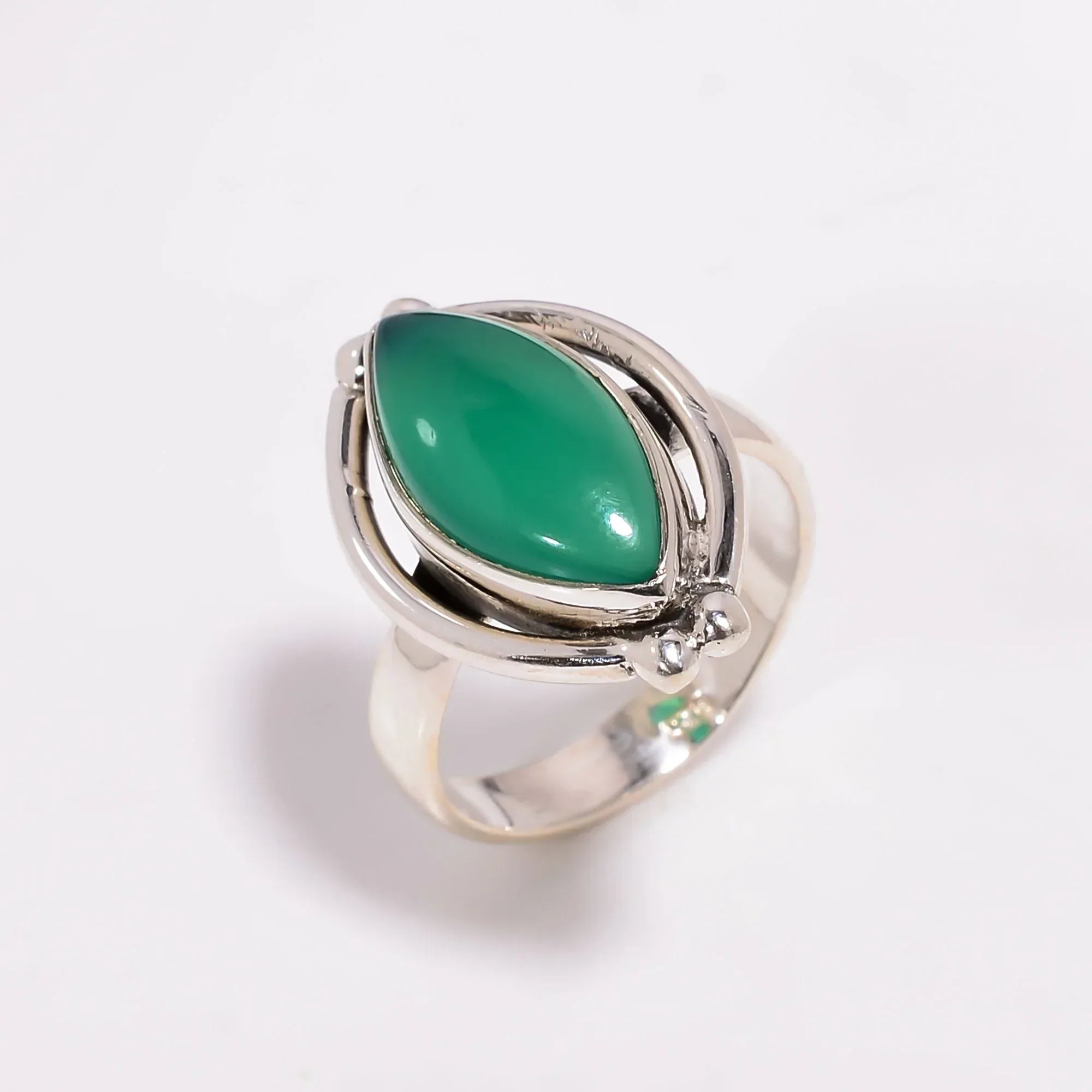 Green Onyx Ring: 925 Sterling Silver, Marquise Cabochon Gemstone