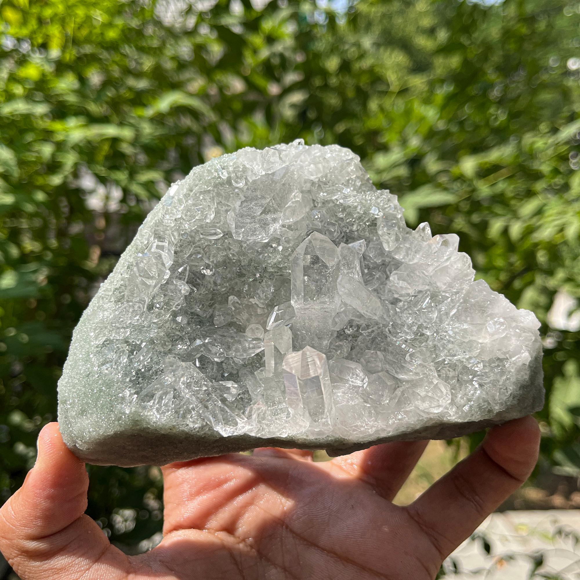 Natural Self-Standing Green Chlorite Quartz Crystal 525gm Manihar Cluster Raw Pointed Specimen | Mineral Rough Healing
