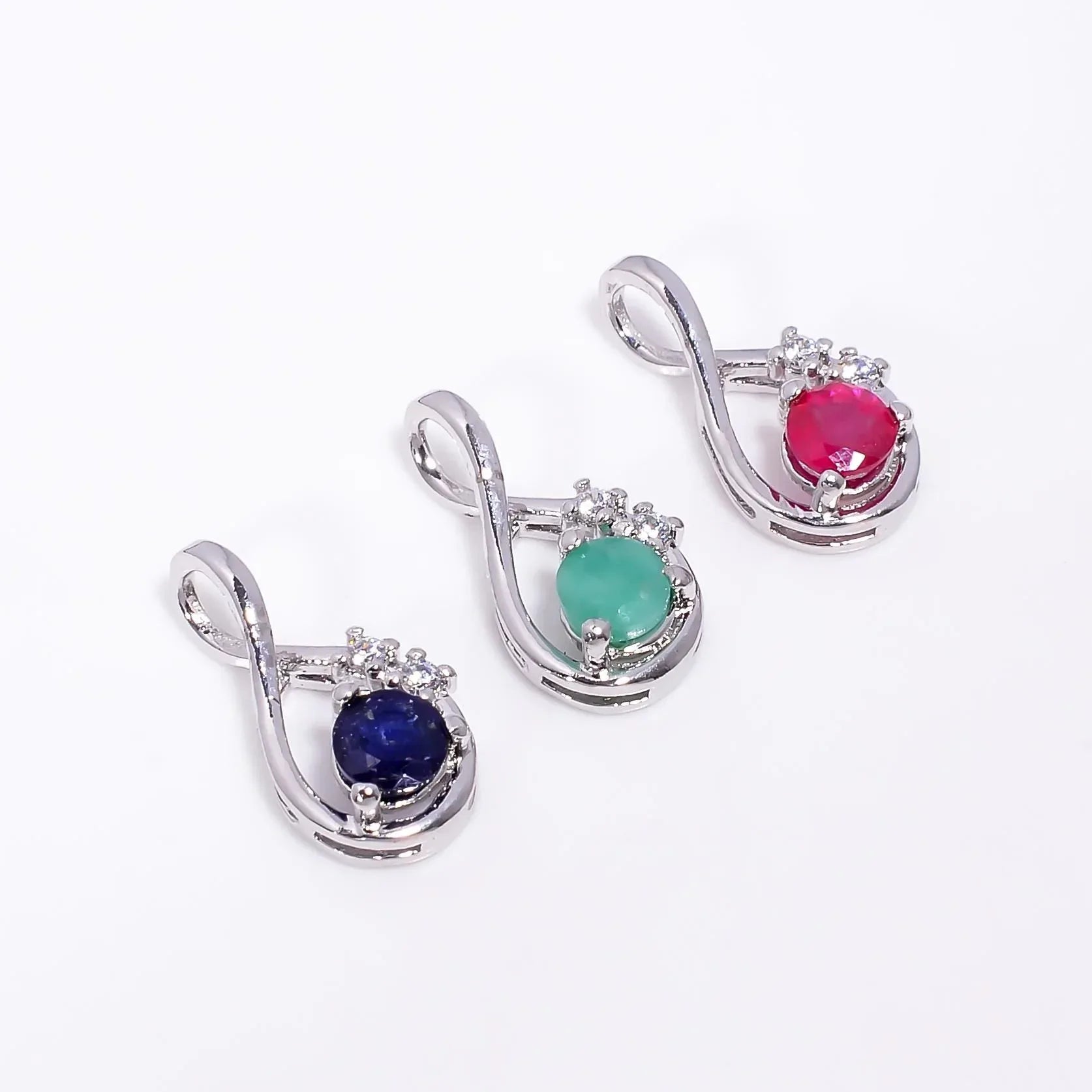Emerald Ruby 925 Sterling Silver Pendant: 5mm Round Gemstone