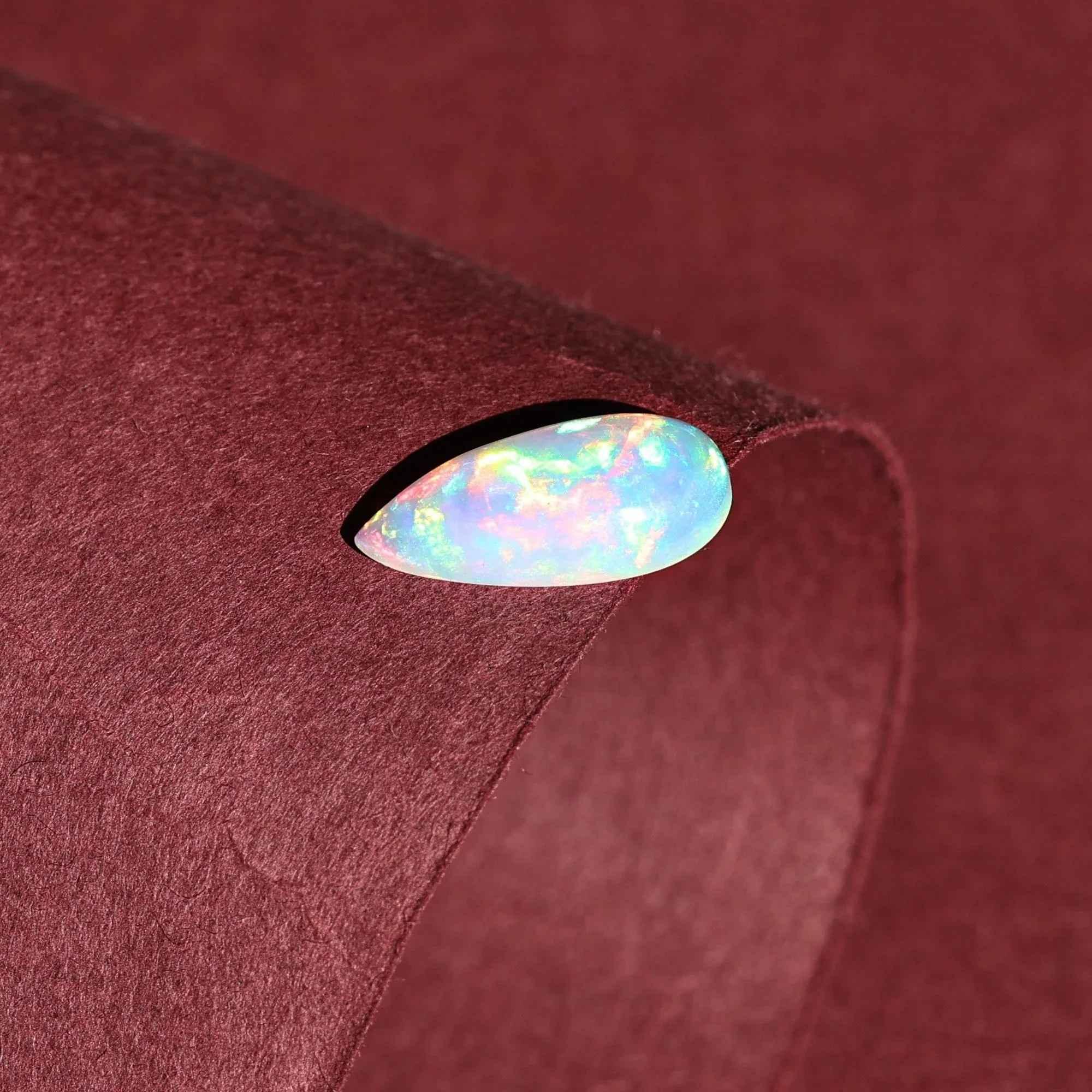 Ethiopian Fire Opal Cabochon: 1.80 Carat White Opal Loose Stone, Making Jewelry loose gemstones