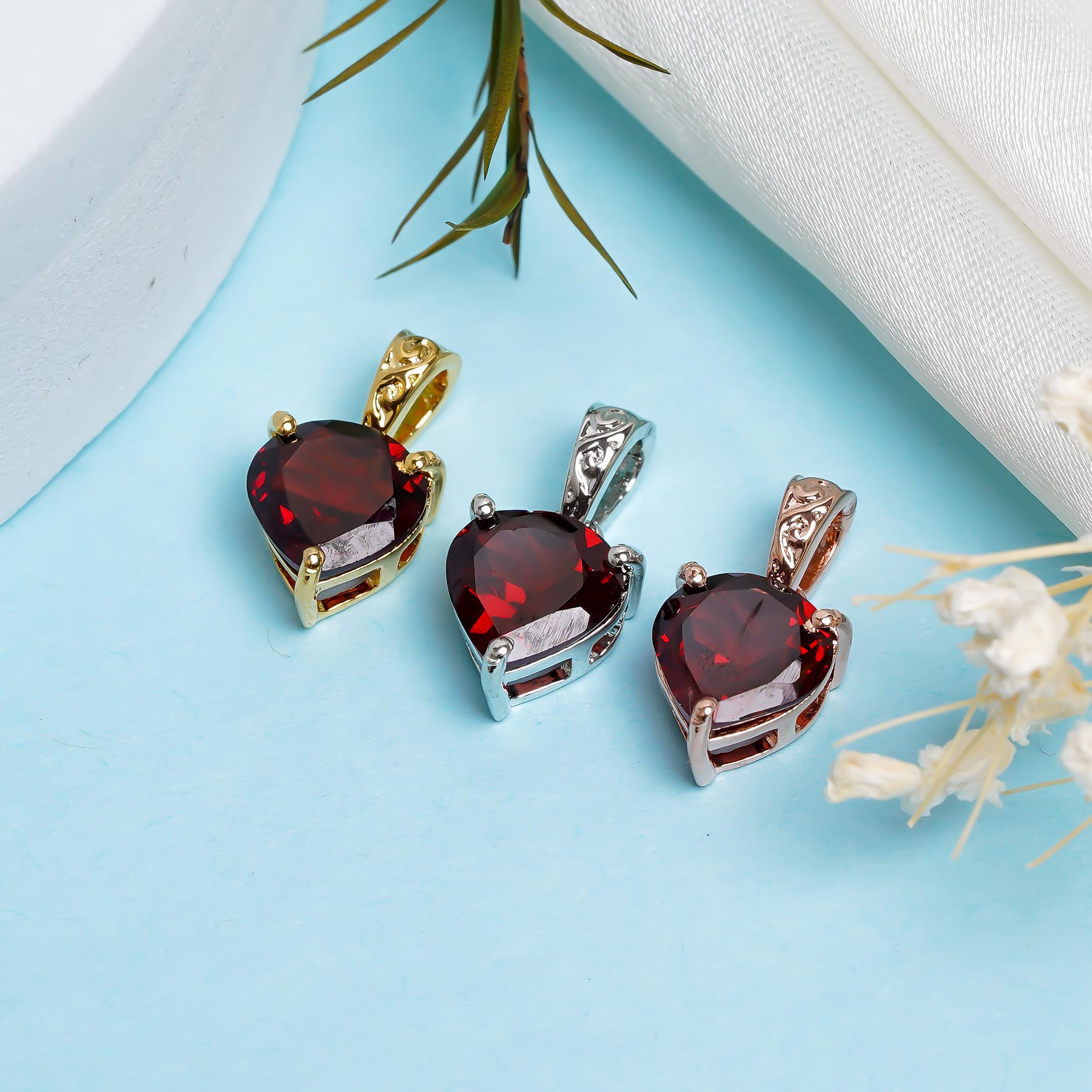 Faceted Garnet Heart Pendant: 925 Sterling Silver Necklace