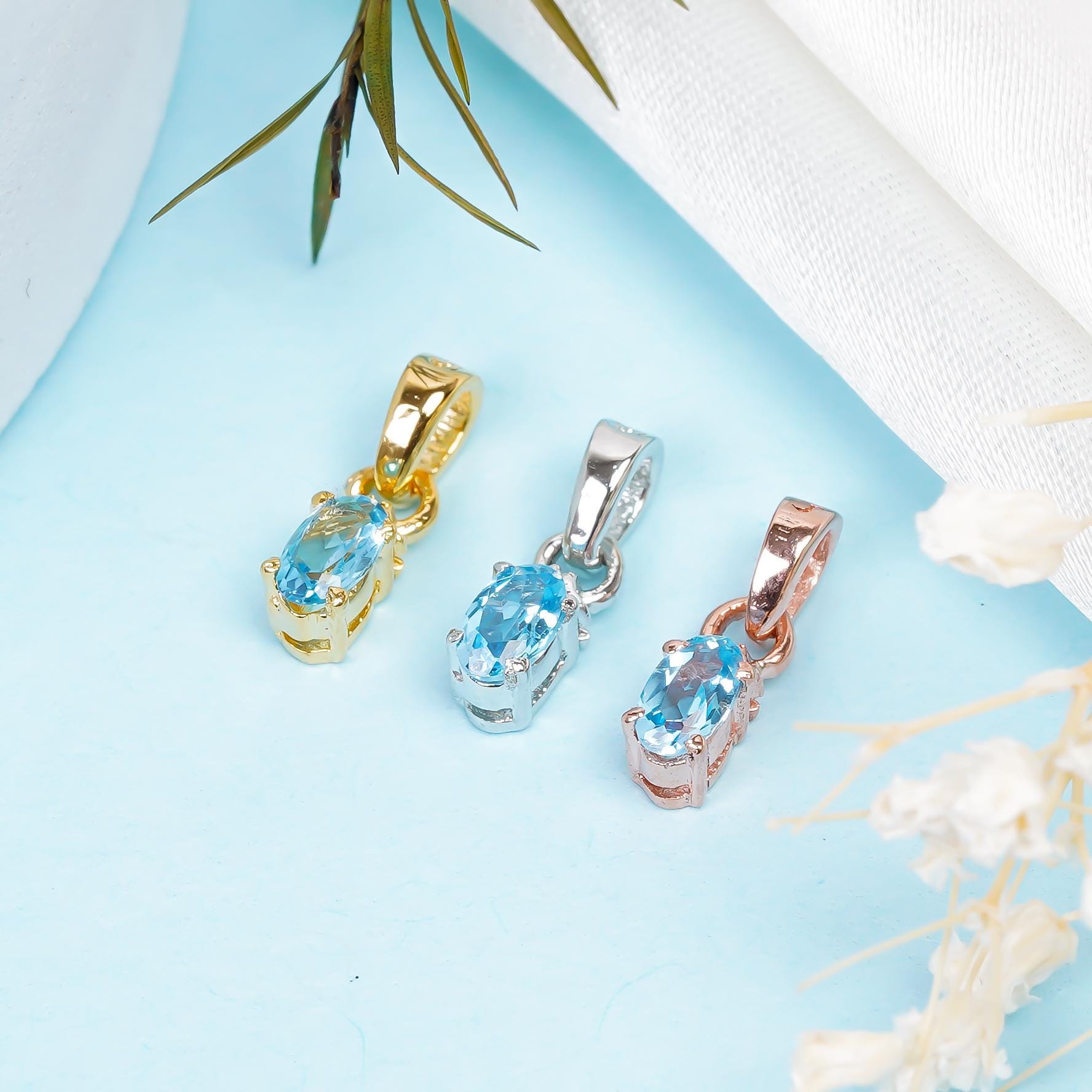 Sky Blue Topaz Pendant Necklace: 925 Sterling Silver Oval Gemstone