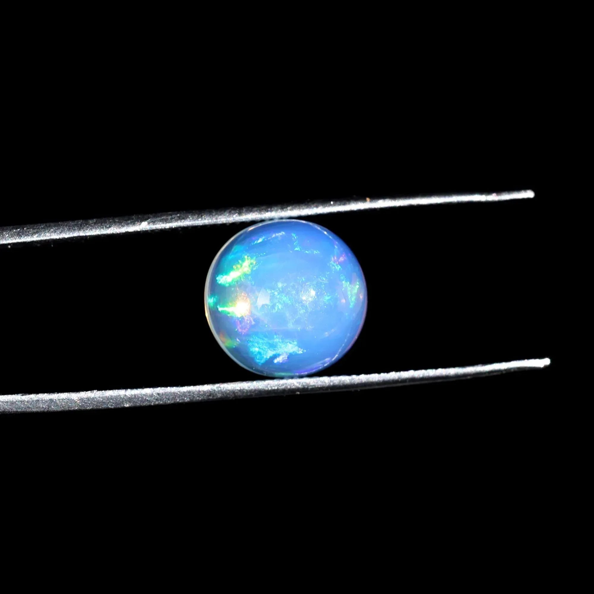 White Ethiopian Fire Opal Cabochon 3.04 Carat Natural Gemstone for Stunning loose gemstones