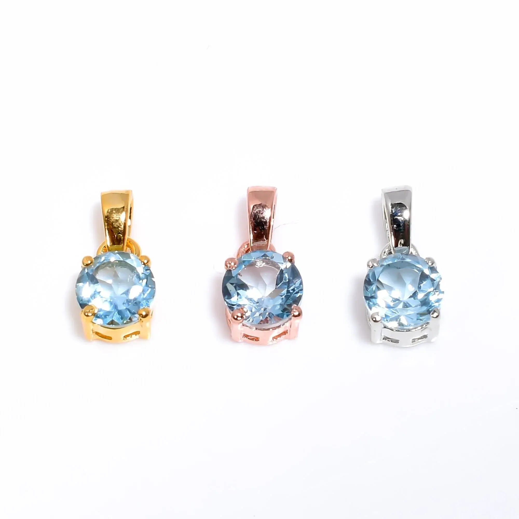 Sky Blue Topaz Pendant: 925 Silver Round Vintage Style Jewelry