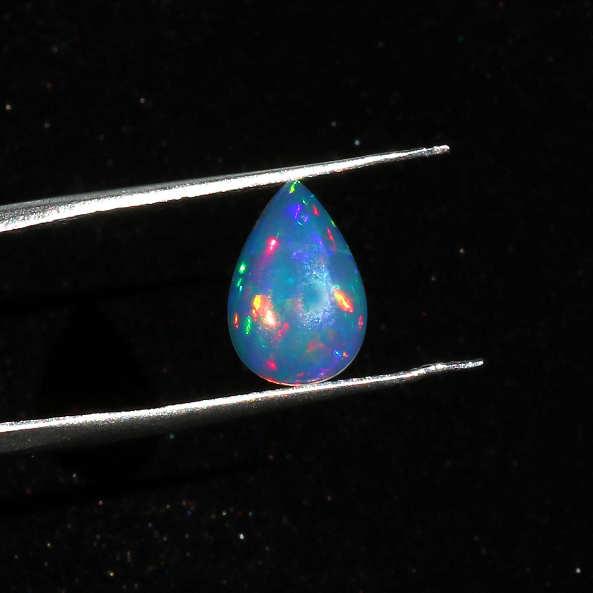 Ethiopian Welo Opal Cabochon: Pear Shape Gemstone, 1.7 ct