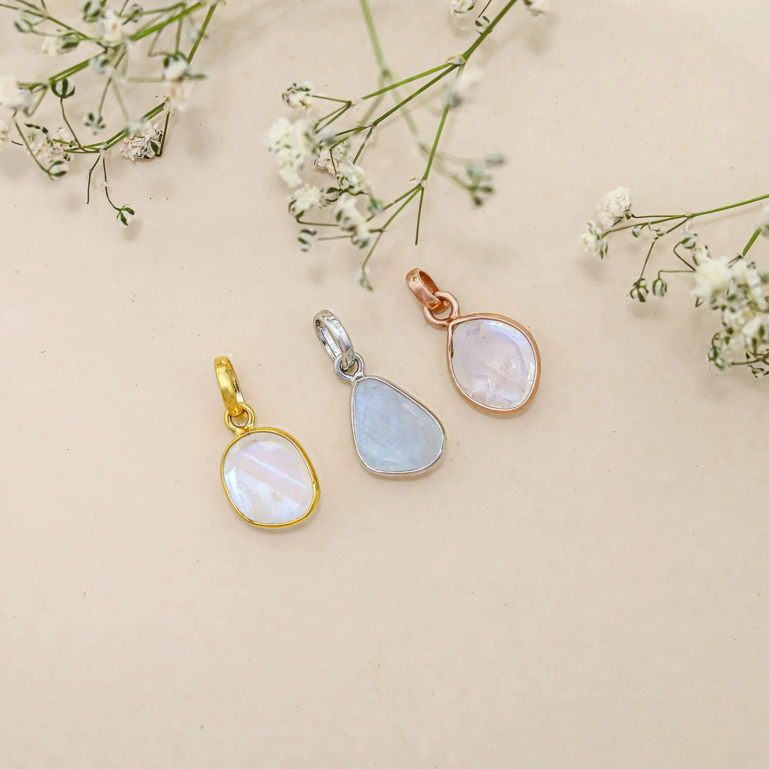 Rainbow Moonstone Pendant: 925 Sterling Silver Gemstone Necklace Jewelry