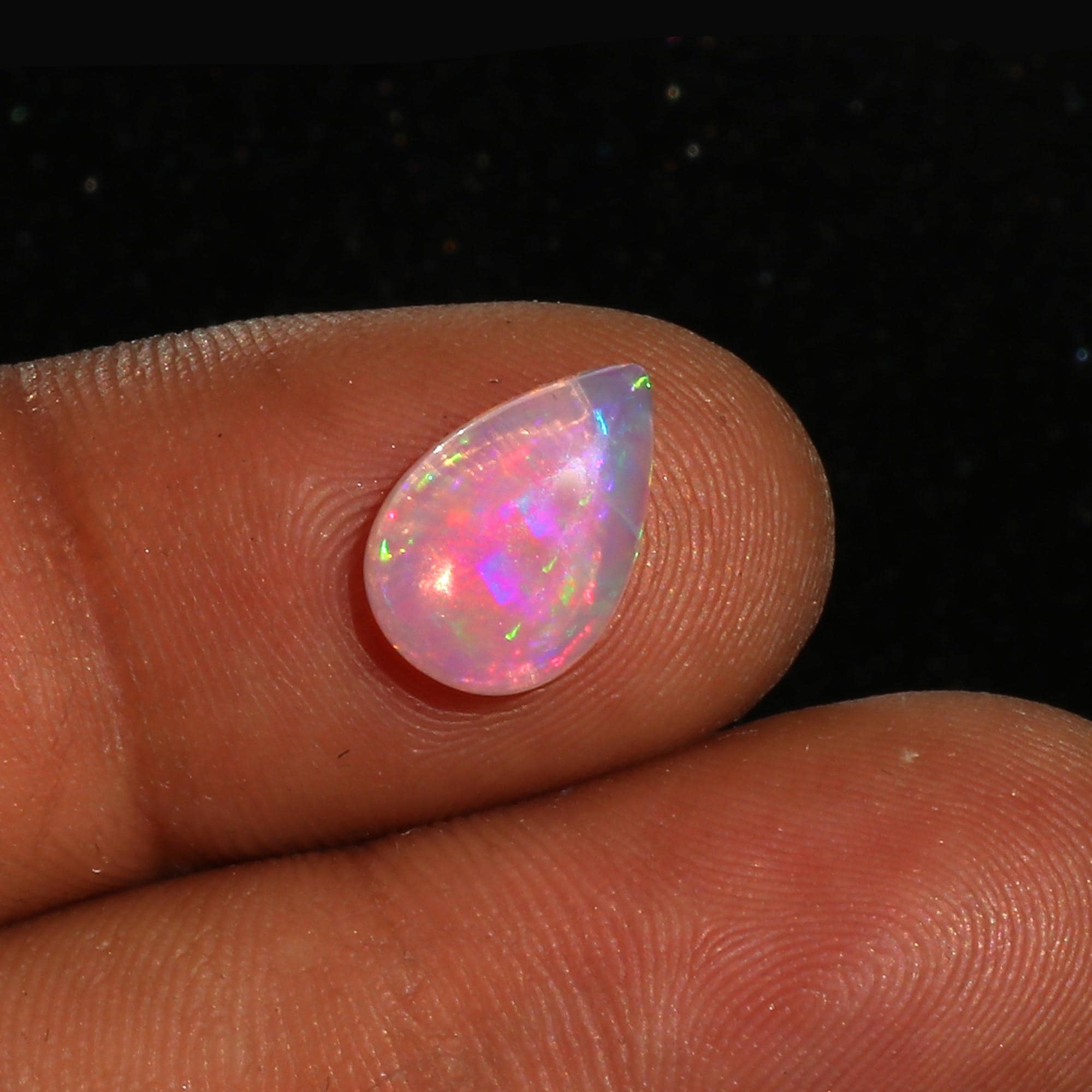 Ethiopian Welo Opal Cabochon: Pear Shape Gemstone, 1.7 ct
