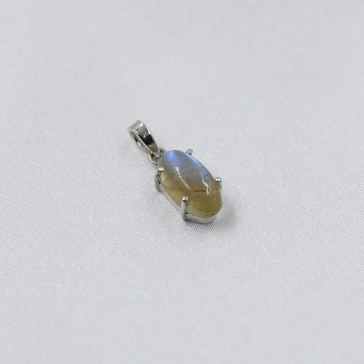 Blue Flash Labradorite 925 Silver Pendant: Boho Gemstone Necklace