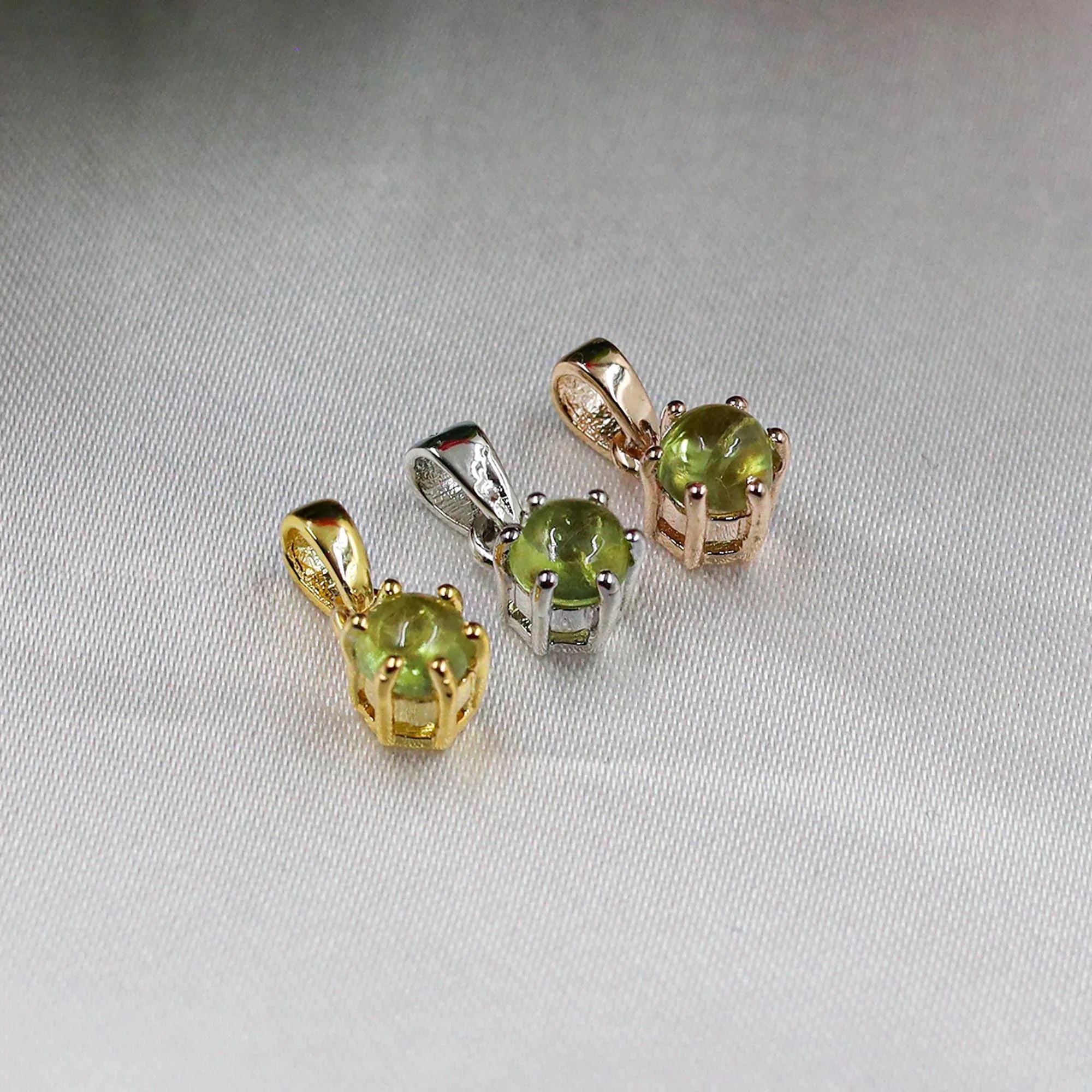 Sterling Silver Peridot Pendant: Round Green Gemstone Necklace - Himalya Quartz