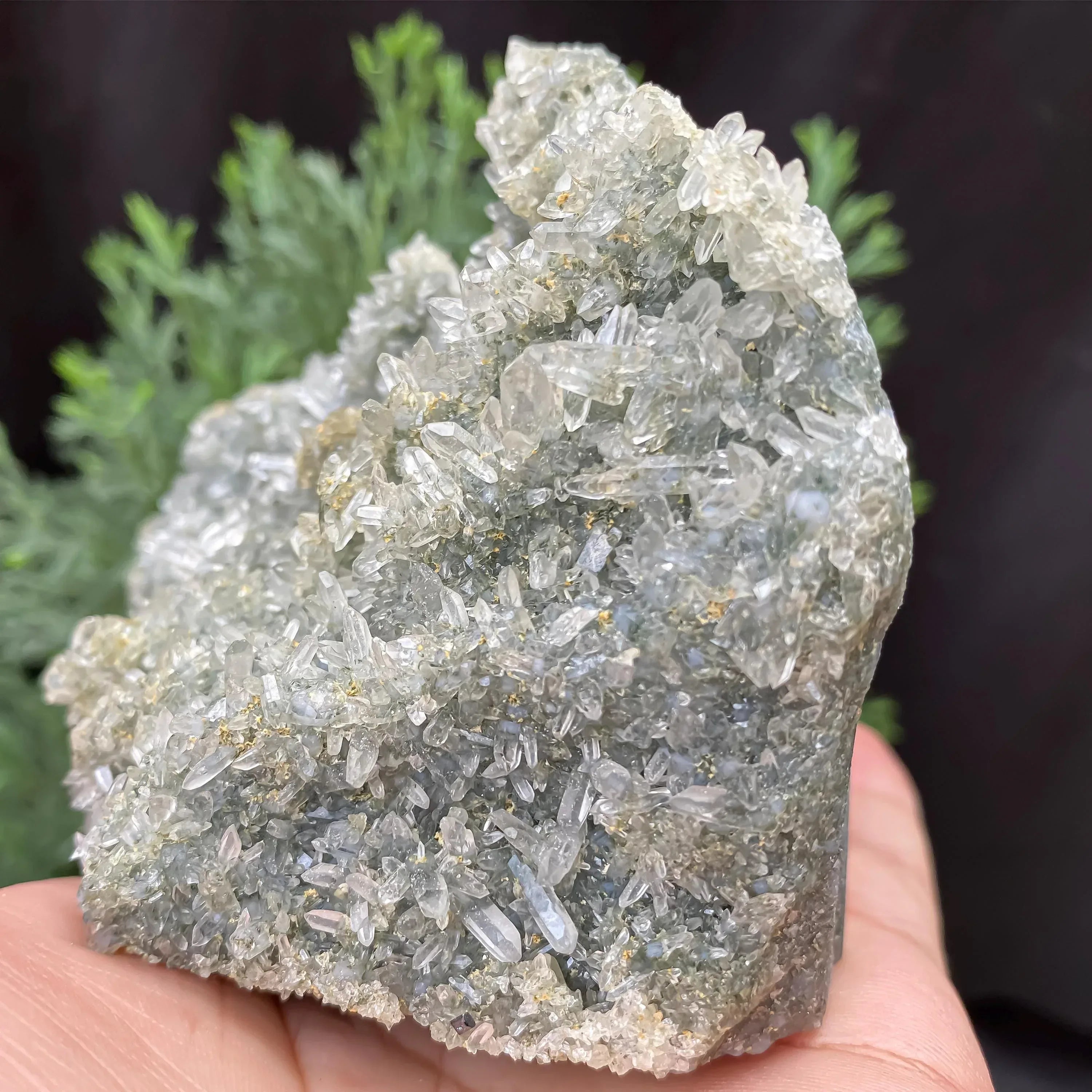 Himalayan Green Chlorite Quartz Cluster: Raw Crystal Healing Stone, Home Decor 475gm Himalayan Quartz