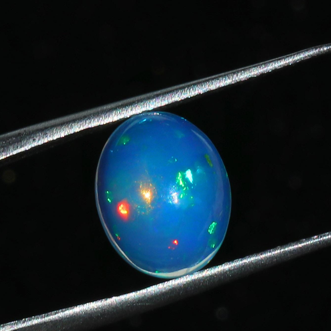 Ethiopian Opal Cabochon: 2.30 Ct Oval Multi-Color Gemstone, 12x9 mm