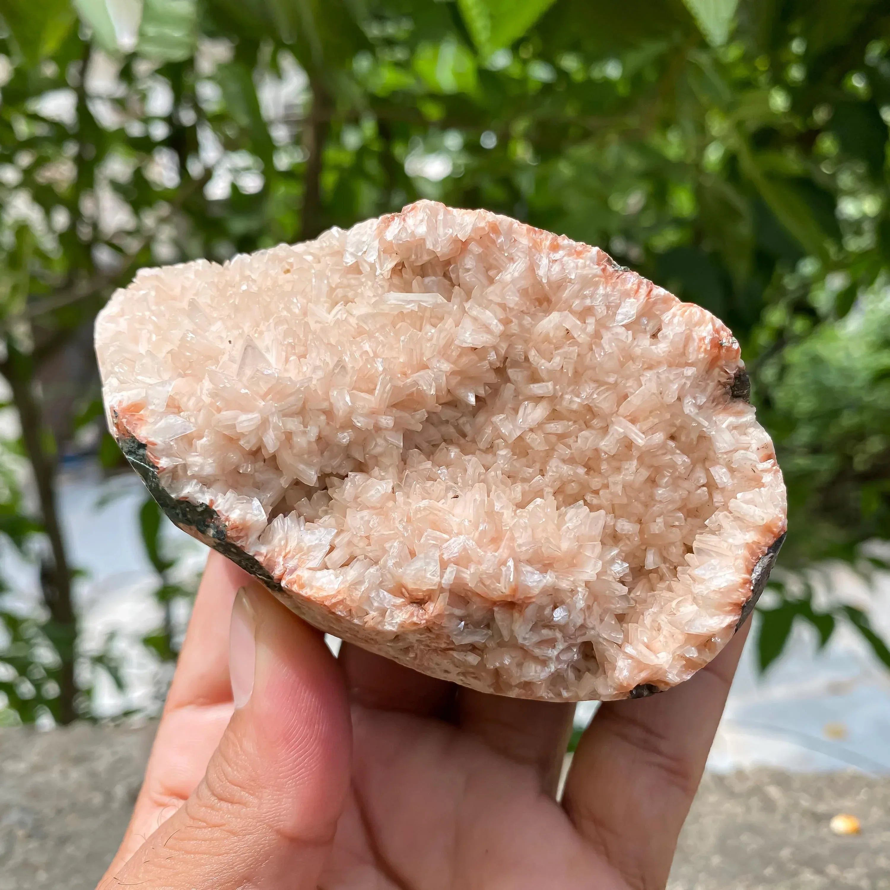Natural Stillbite Apophyllite Geode Crystal Cluster for Healing, 320gm Meditation & Home Decor Gifts Zeolite