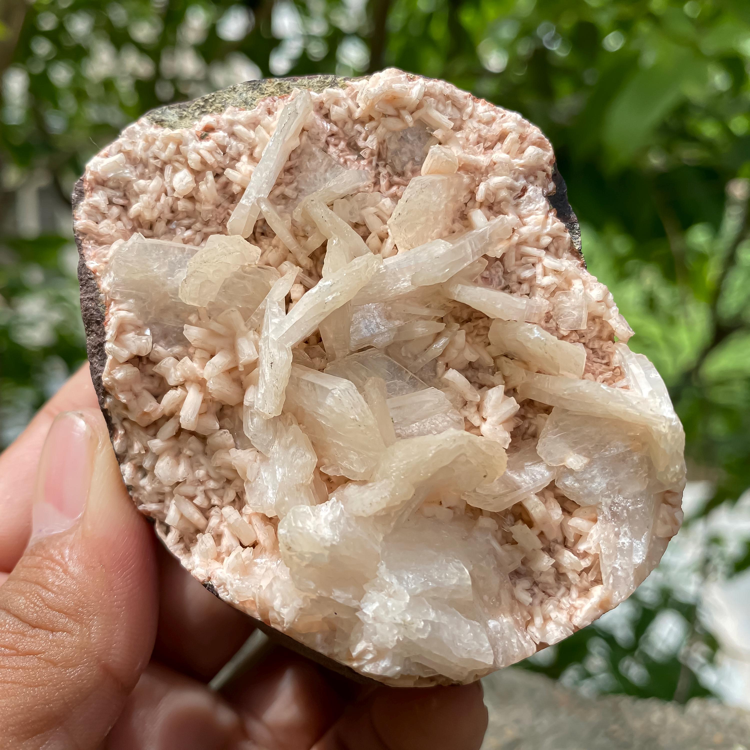 Stilbite Apophyllite Geode Cluster: Peach Healing Crystals, Spiritual Energy 305gm