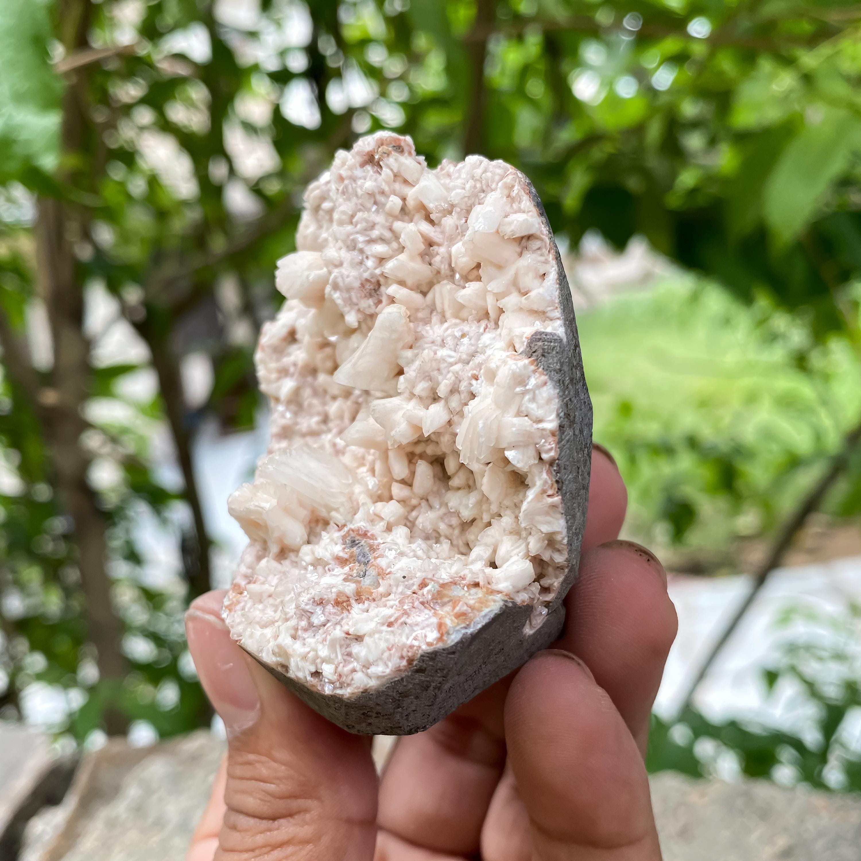 Stilbite Apophyllite Geode Cluster Peach Healing Crystal Specimen, 160gm