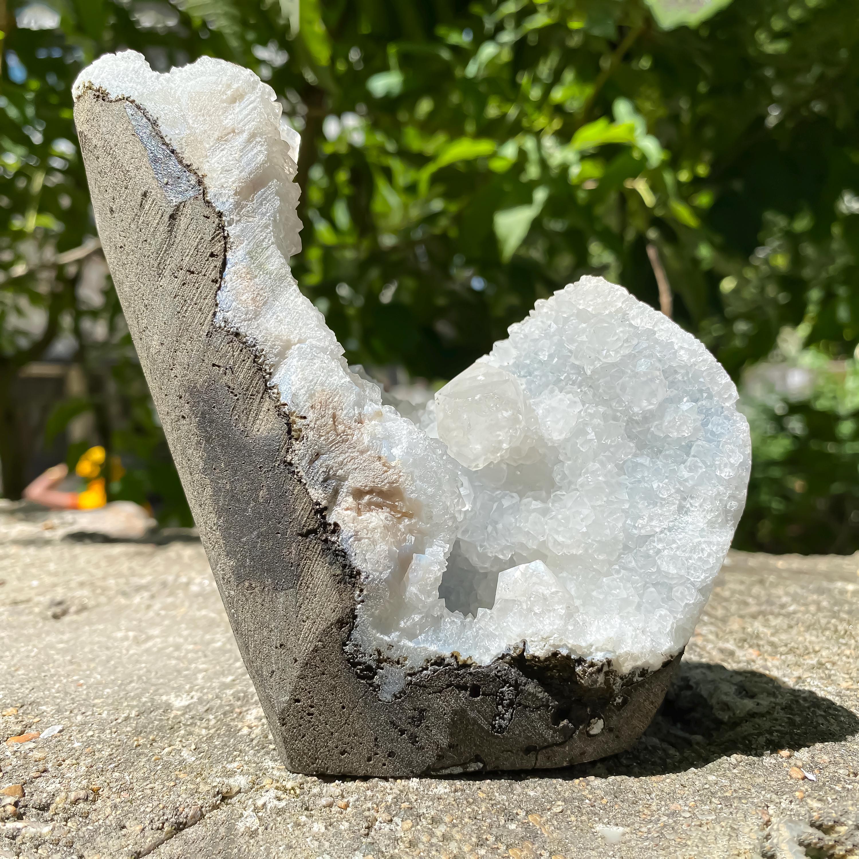 White Apophyllite Crystal Cluster Rough Mineral Specimen, Meditation Decor 655gm