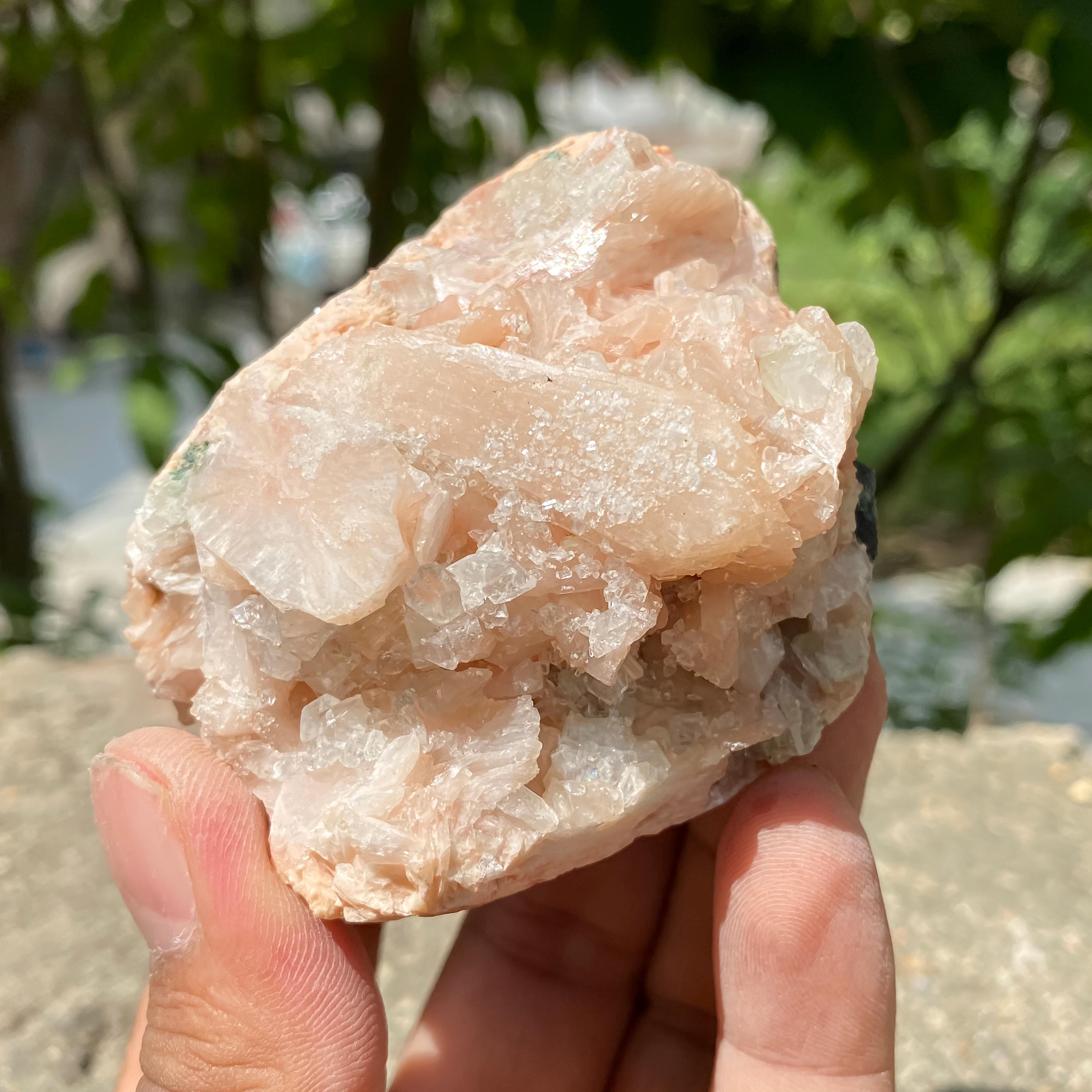 Natural Stilbite Apophyllite Geode Specimen: Rough Mineral Collection Cluster 180gm