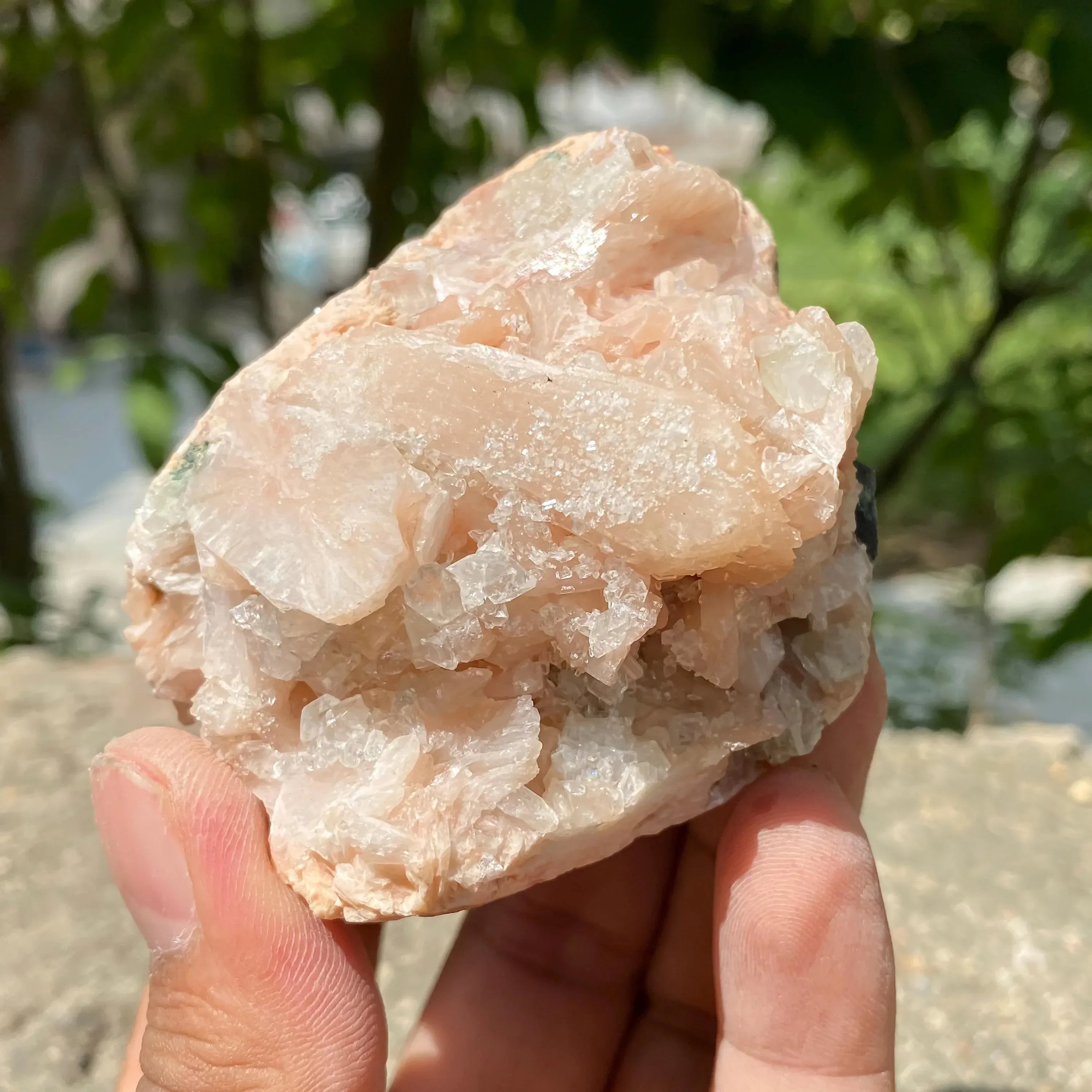 Natural Stilbite Apophyllite Geode Specimen: Rough Mineral Collection Cluster 180gm Zeolite