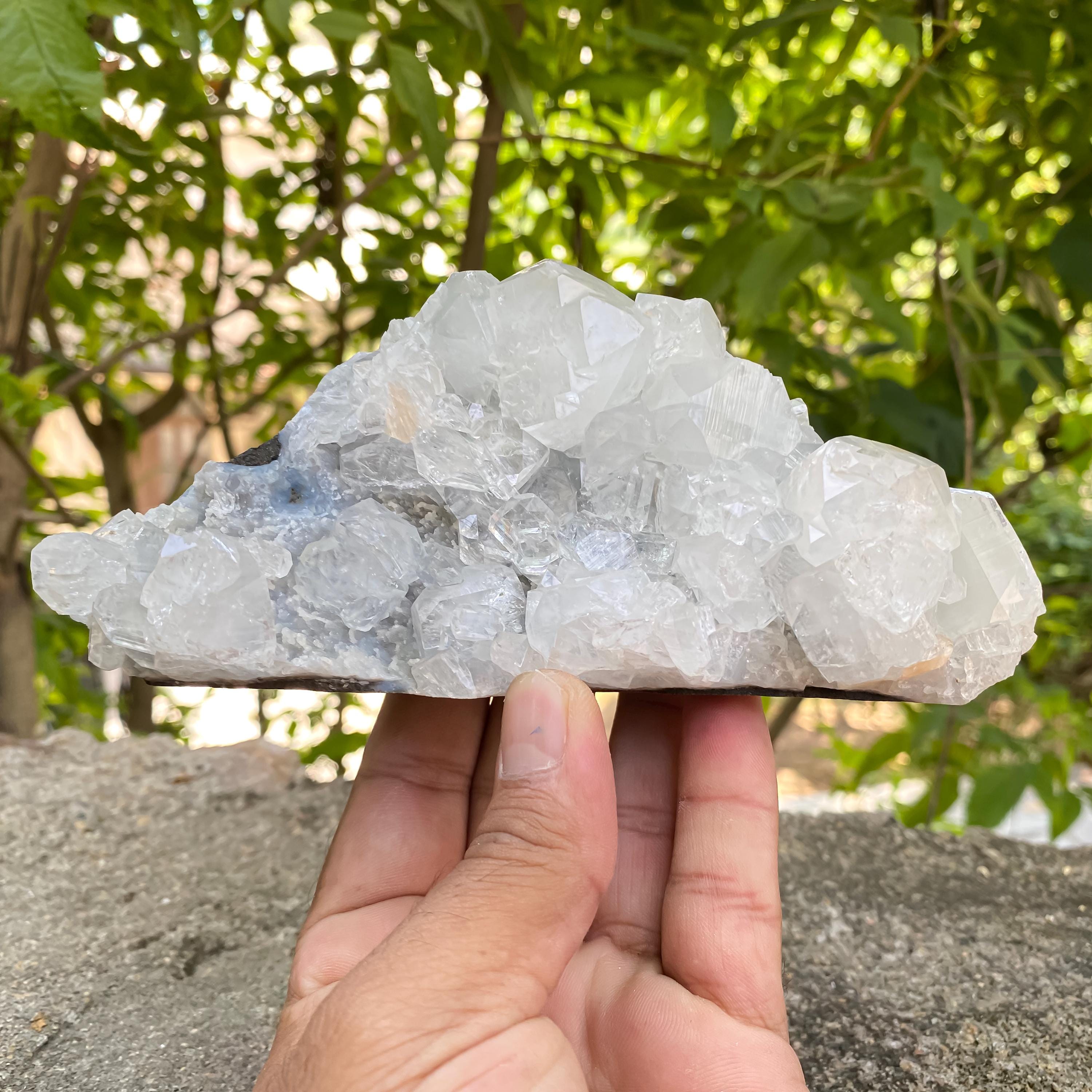 Natural White Apophyllite Cluster 600gm Raw Healing Crystal for Energy & Clarity