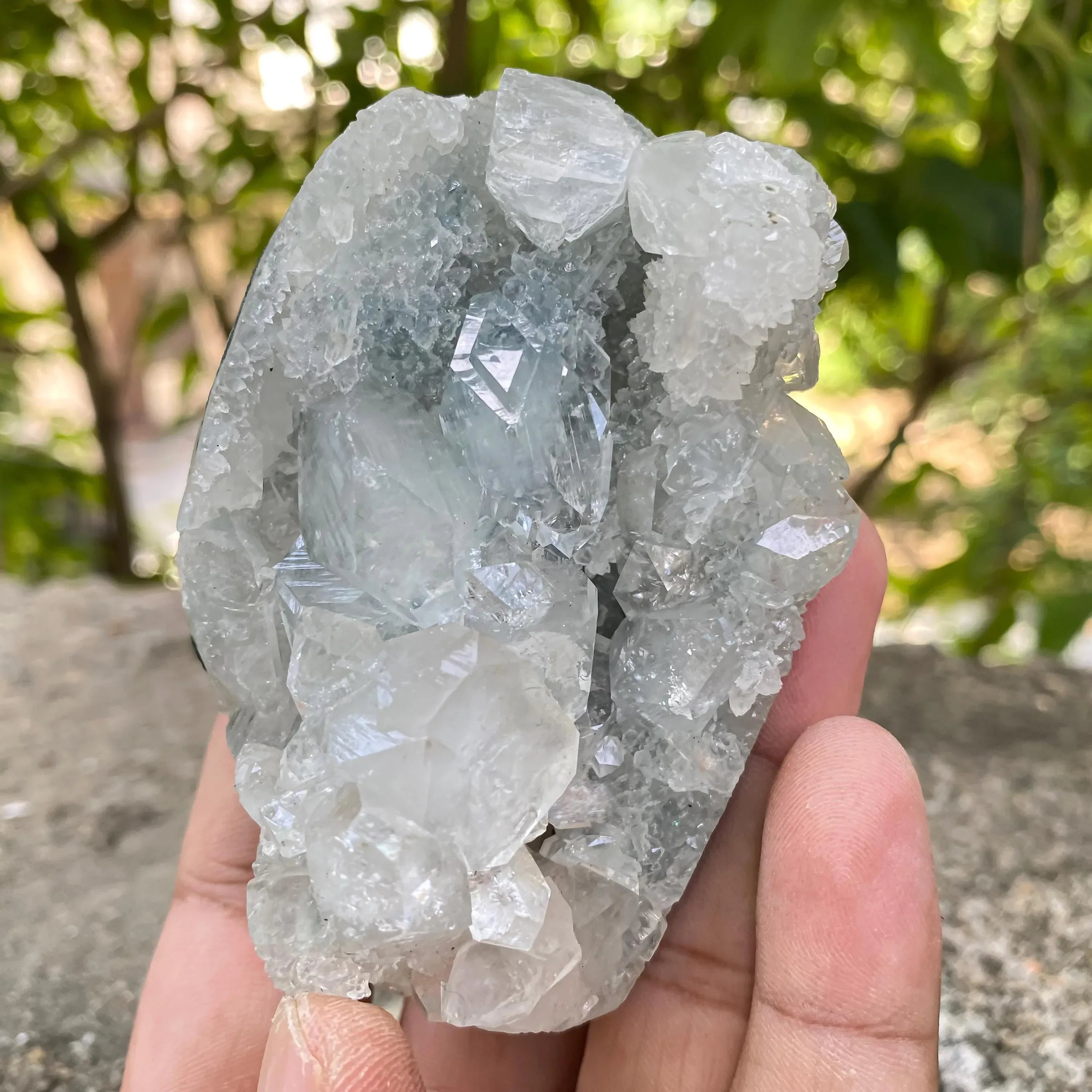 Raw Apophyllite Crystal Cluster: Natural Healing Stone, Mineral Decor 200gm Zeolite