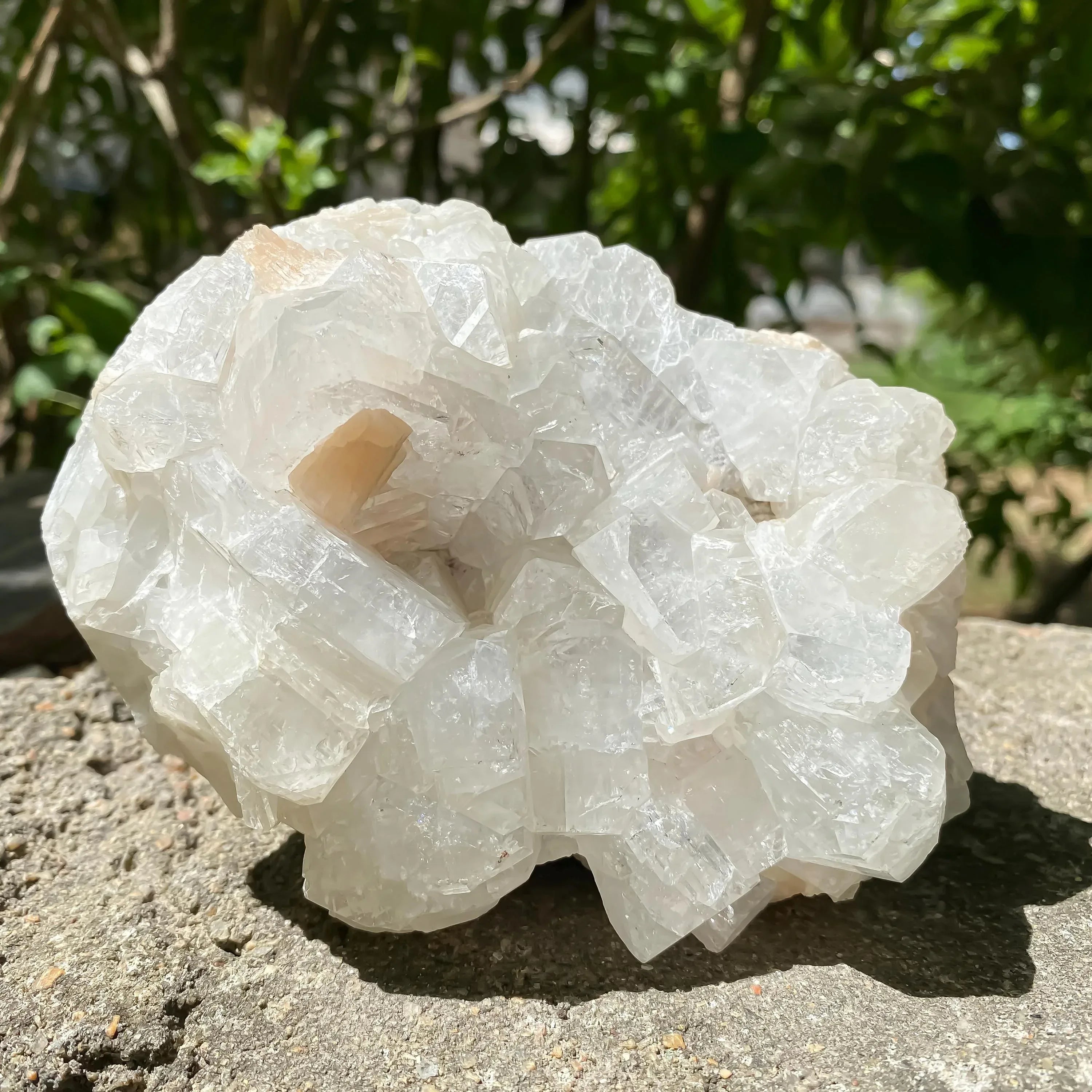 Natural Apophyllite Crystal Cluster Spiritual Home Decor, Meditation Stone 835gm Zeolite