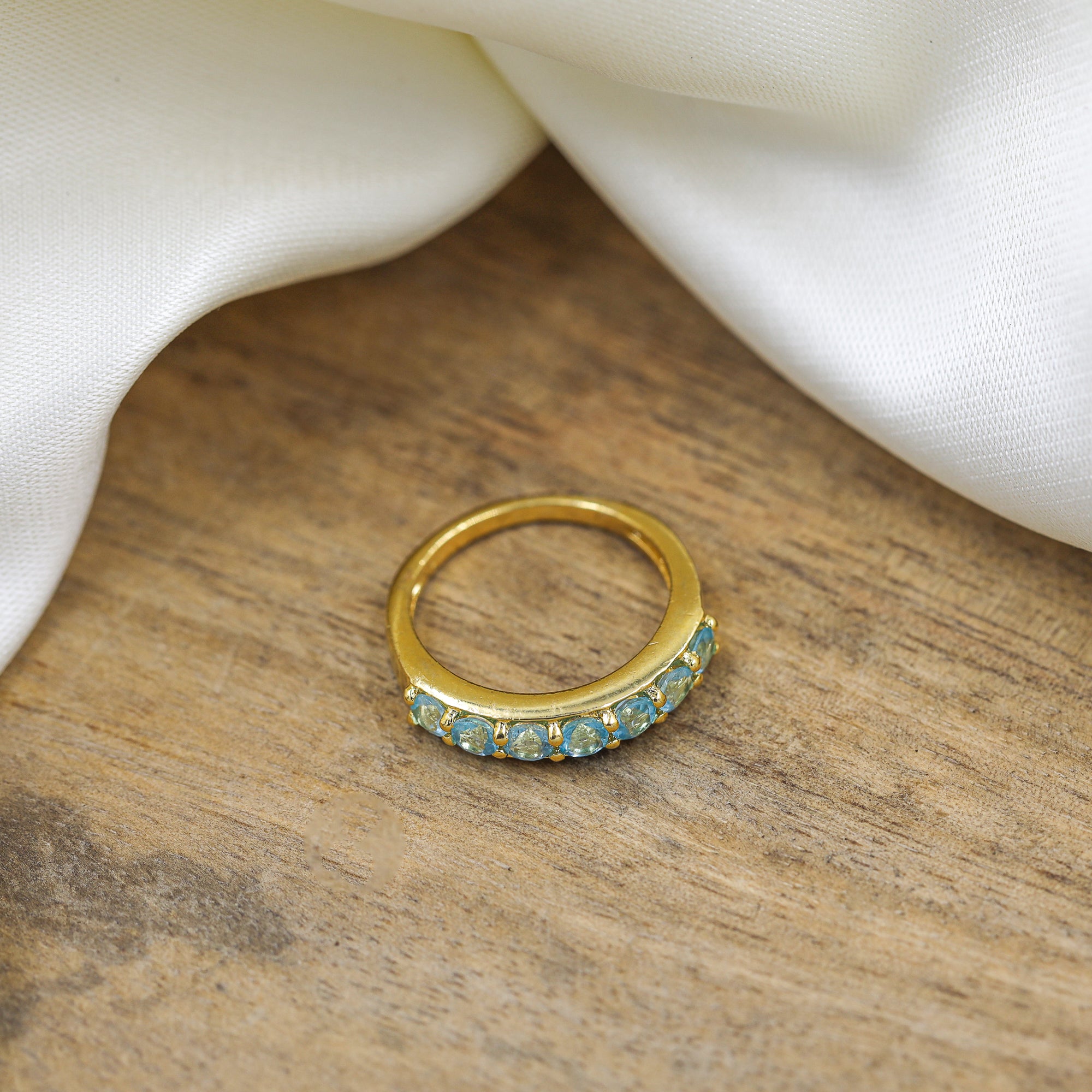 Blue Apatite Round Cut 3mm Ring in 925 Sterling Silver