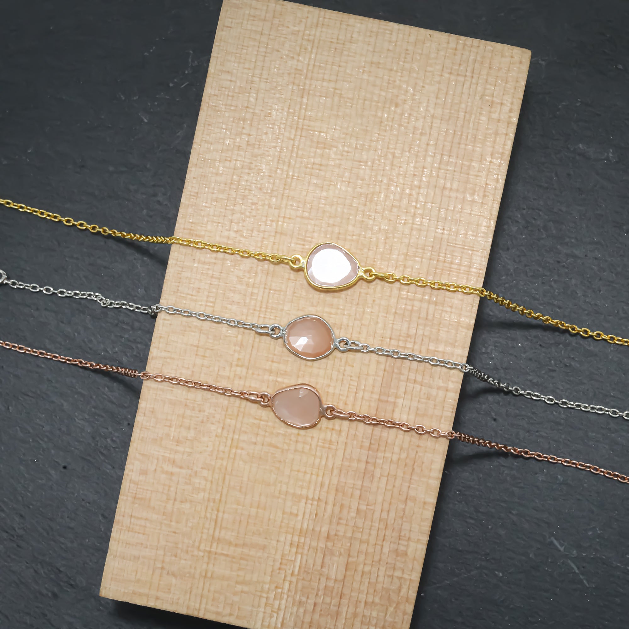 Warm Peach Moonstone Rose-Cut Bracelet in Solid 925 Sterling Silver