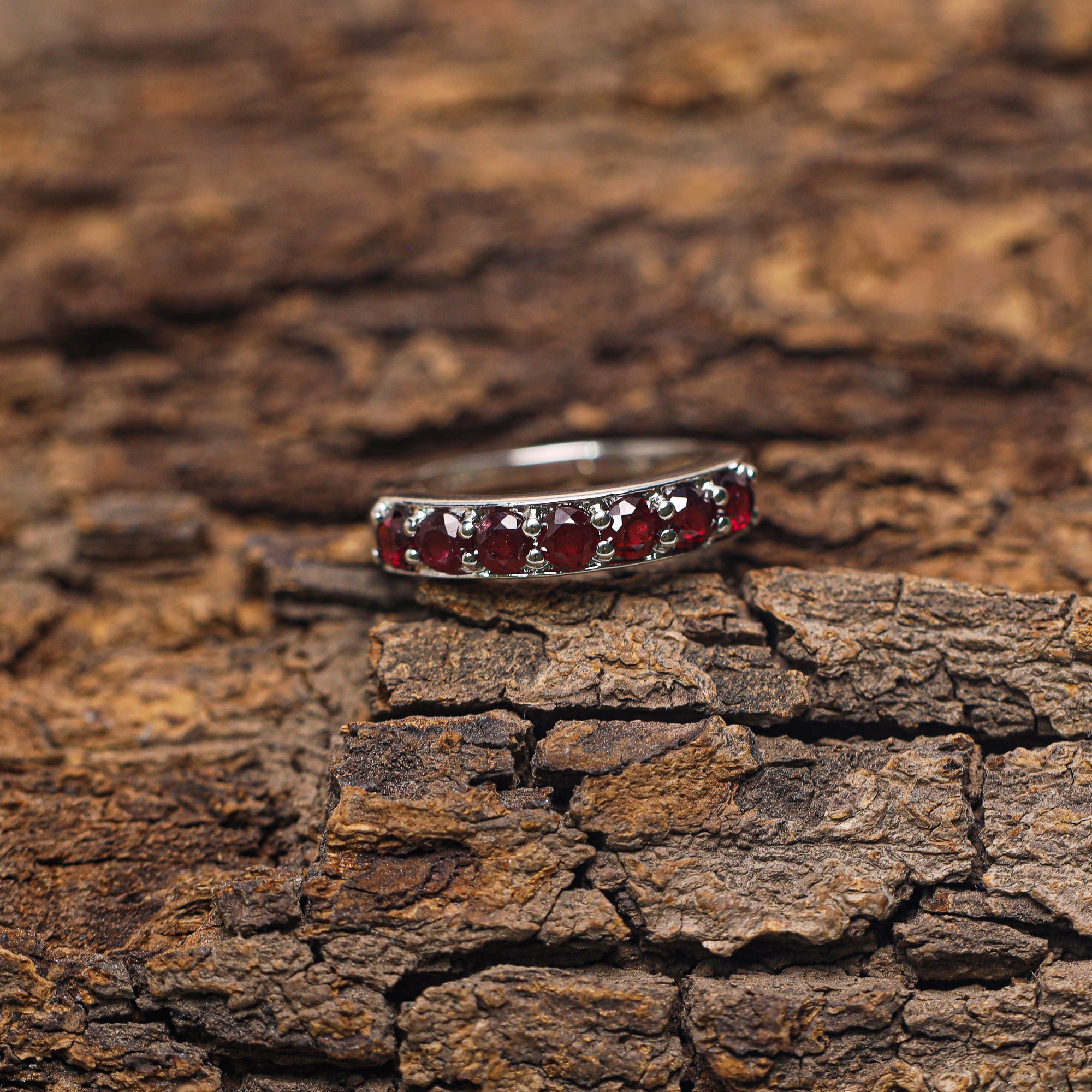Rhodolite Garnet Round-Cut 3mm 925 Sterling Silver Challa Ring